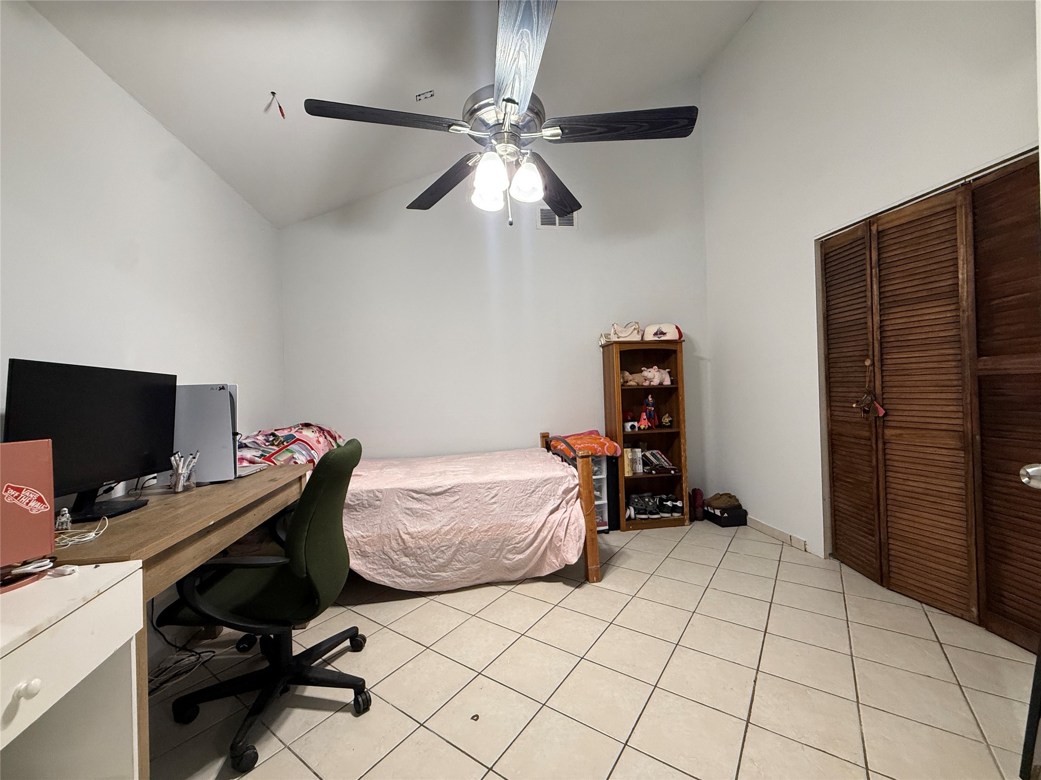 16718 Sinaloa Drive Property Photo 19