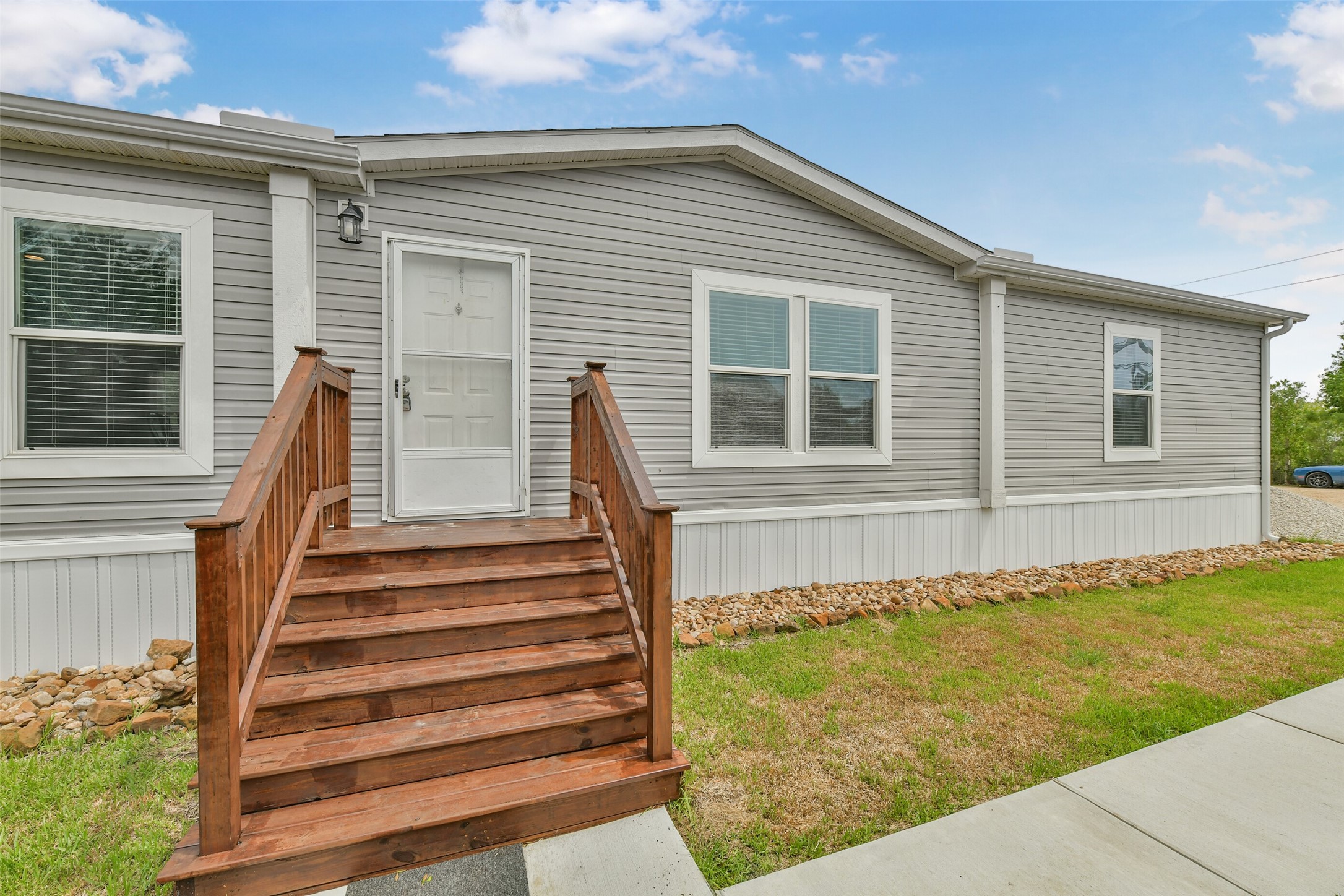 1566 Cr 610 F Property Photo 1