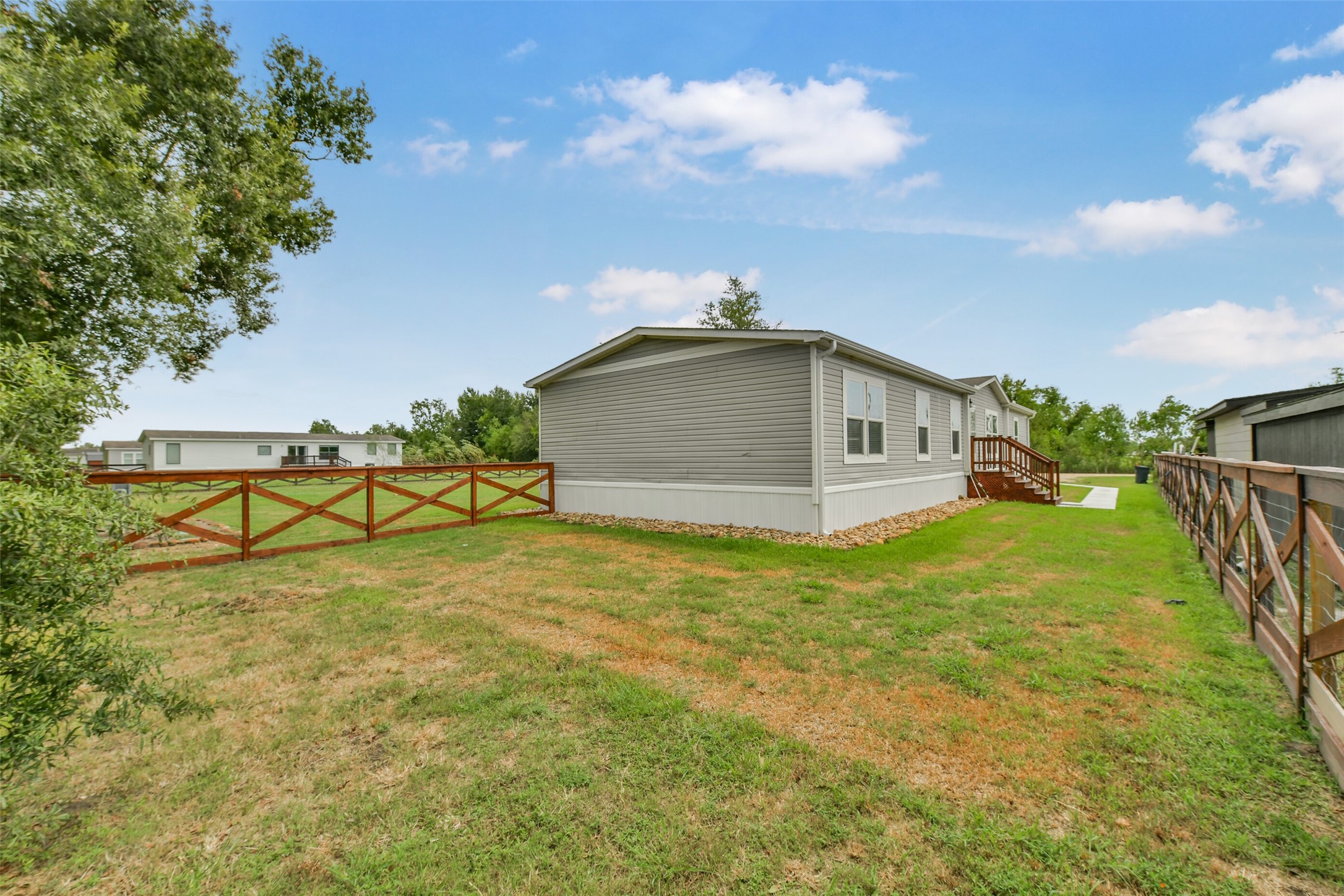 1566 Cr 610 F Property Photo 3