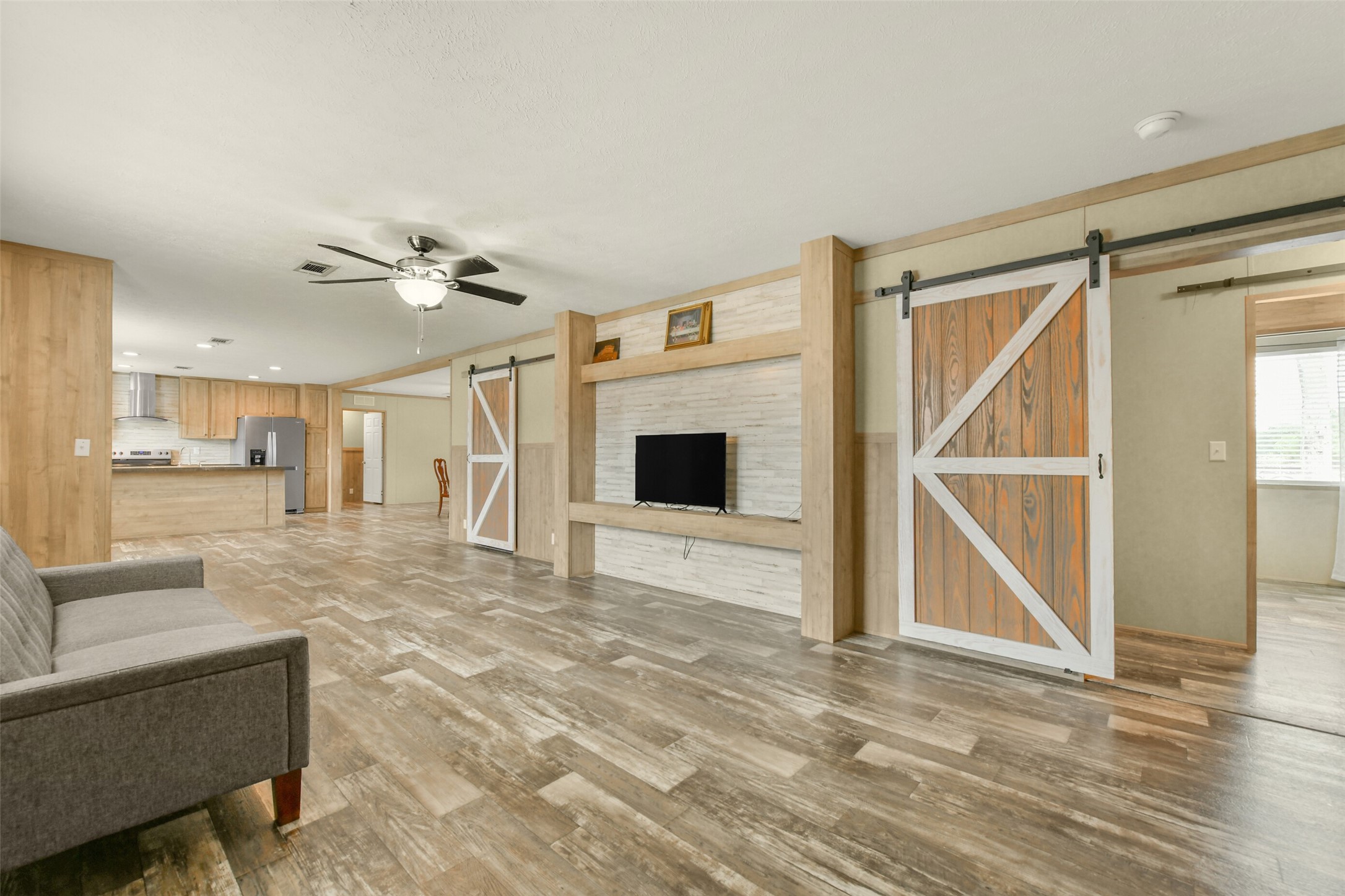 1566 Cr 610 F Property Photo 7