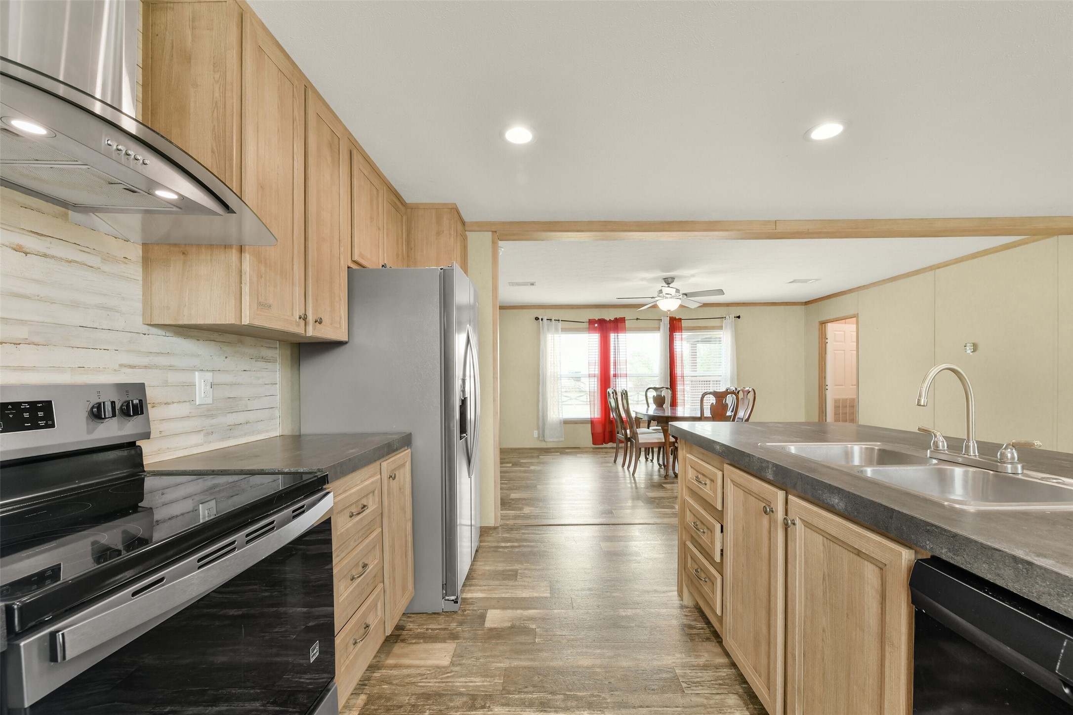 1566 Cr 610 F Property Photo 11