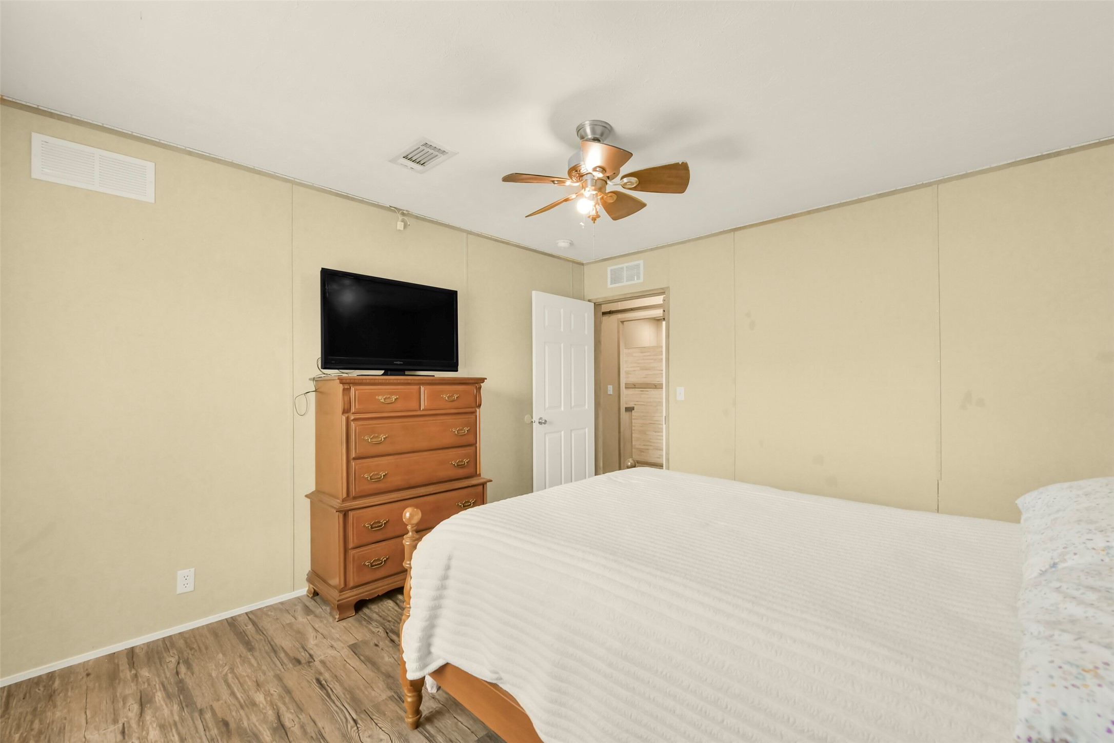 1566 Cr 610 F Property Photo 25