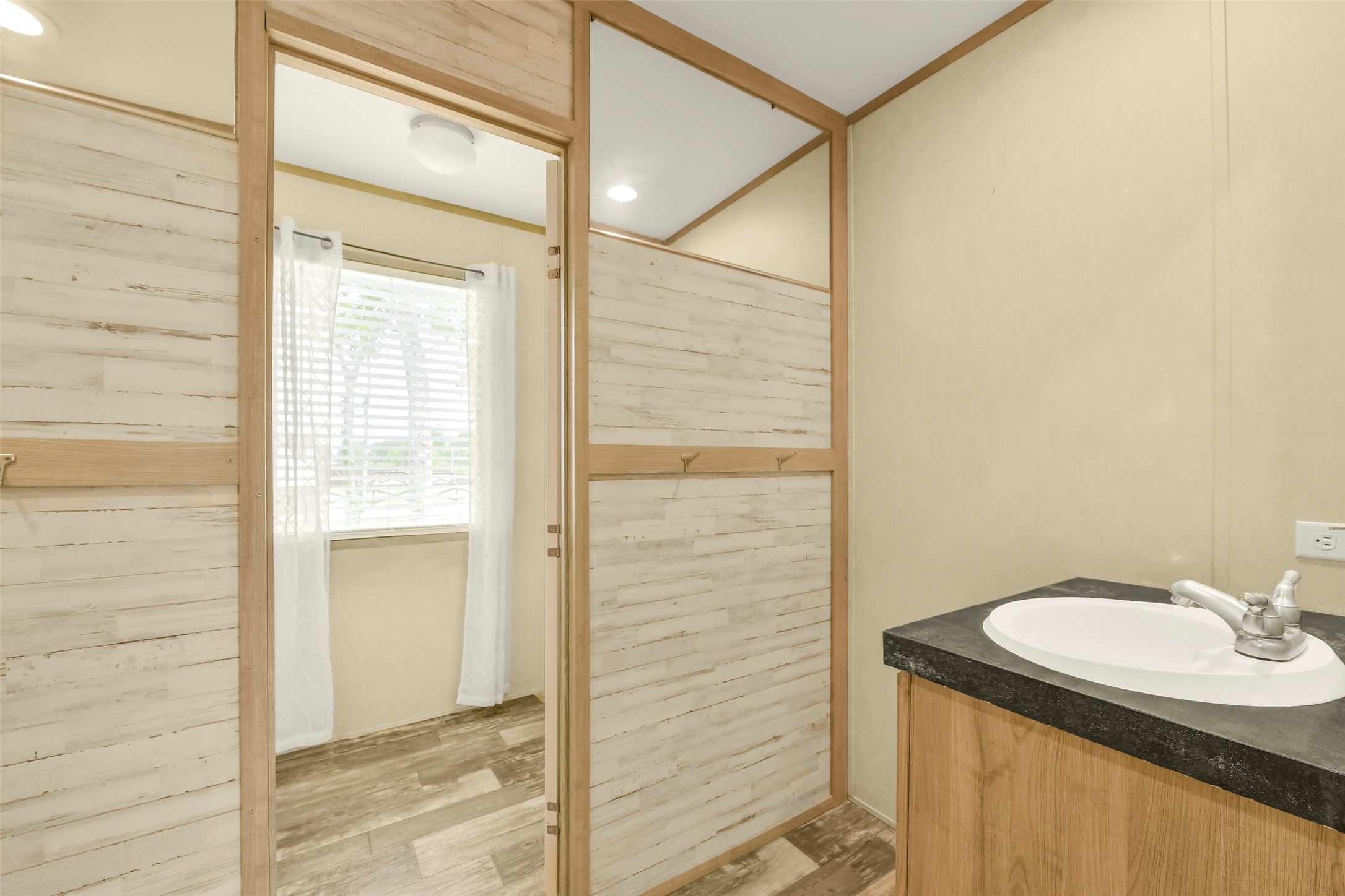 1566 Cr 610 F Property Photo 28