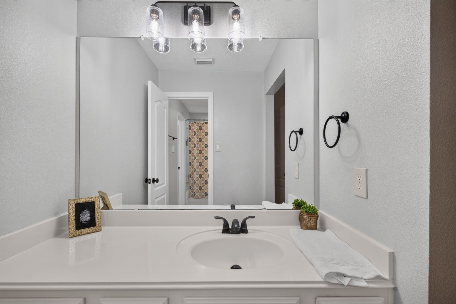 22514 Bridgehaven Drive Property Photo 38