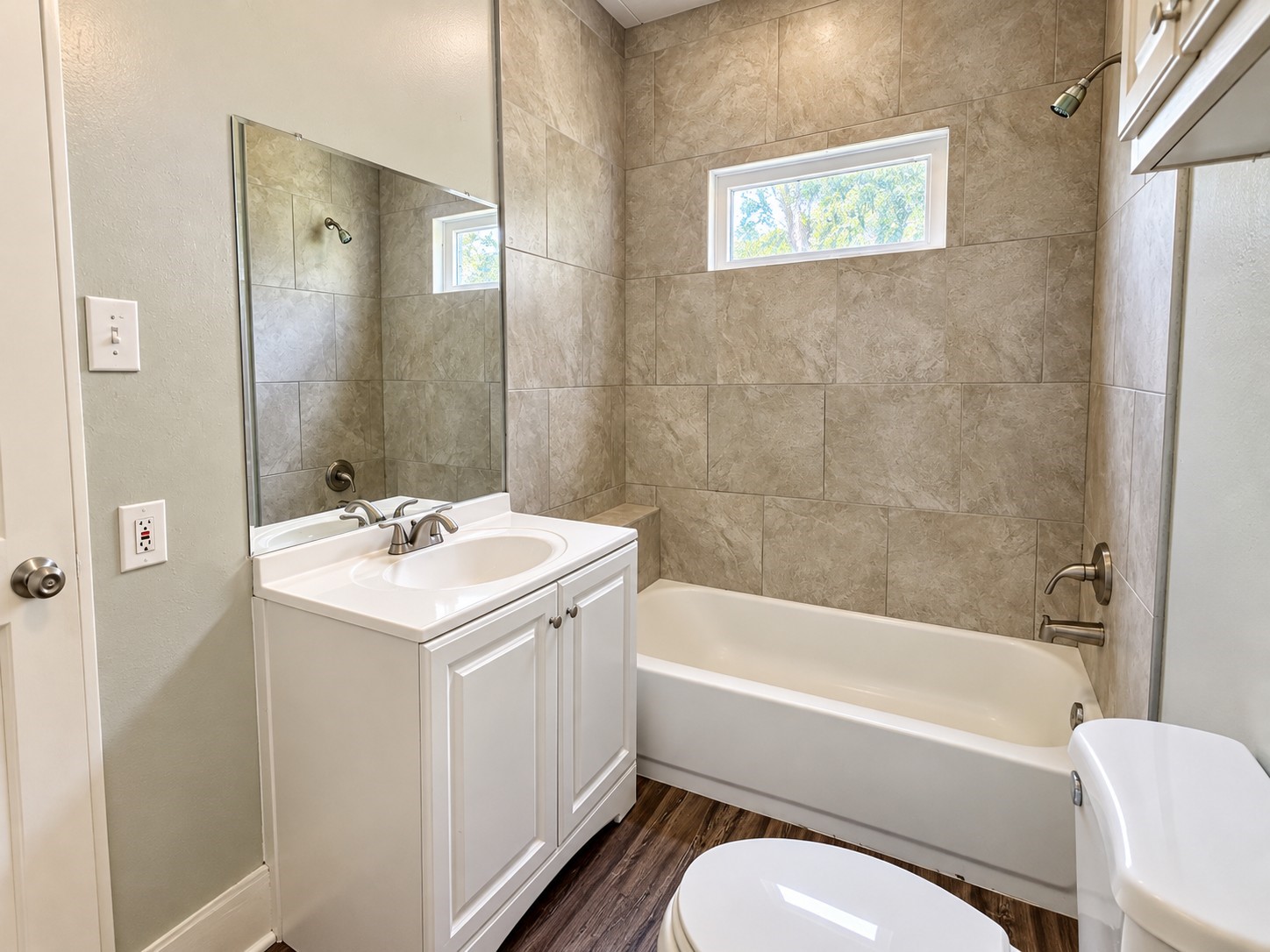 716 Olive Street Property Photo 7