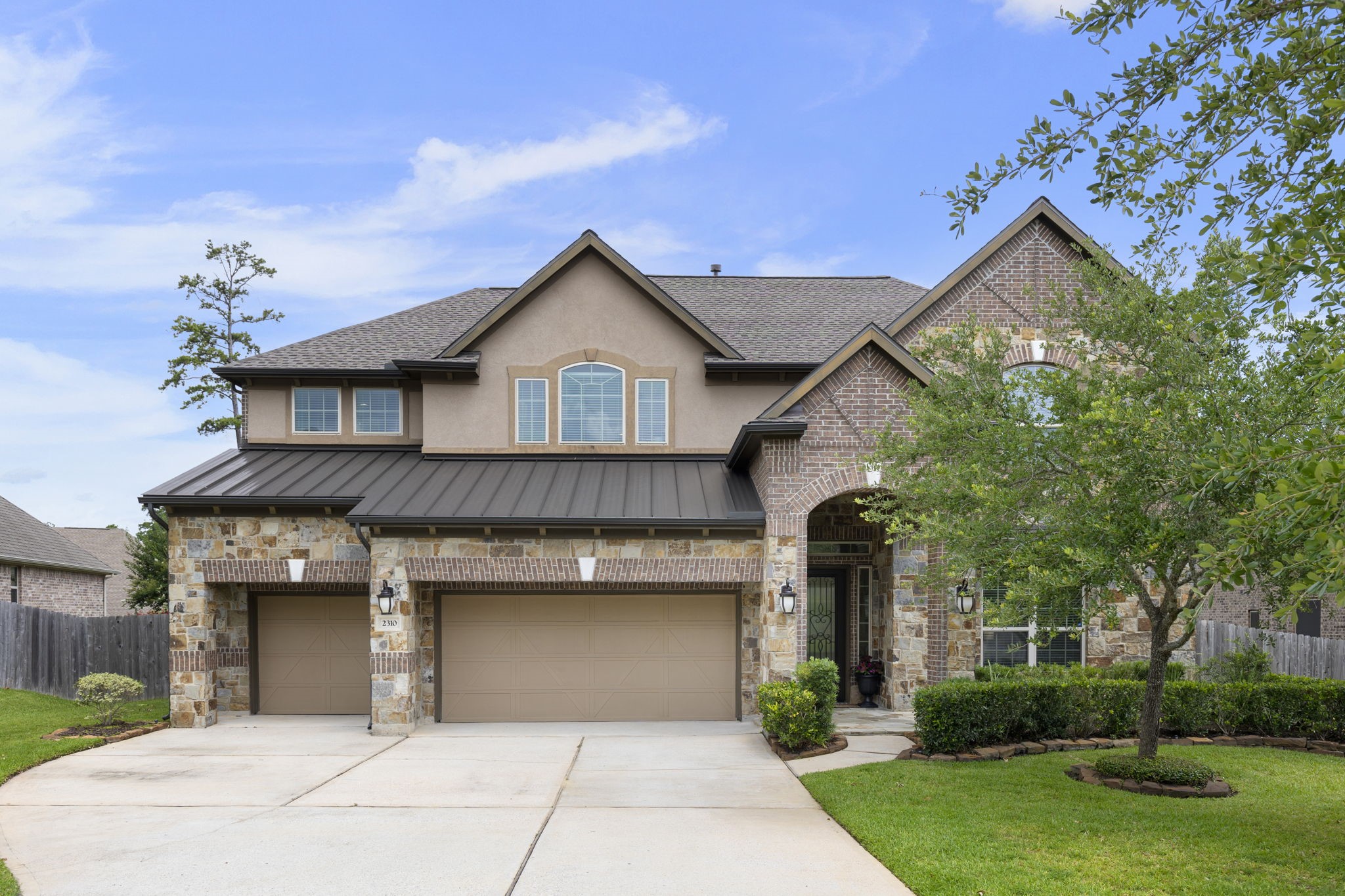 2310 Ellis Park Lane Property Photo