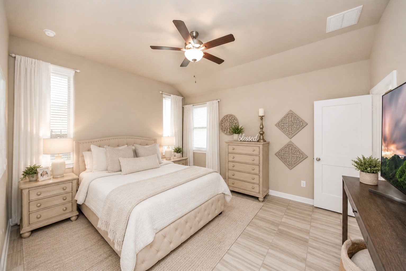 6110 Dovetail Cliff Court Property Photo 11