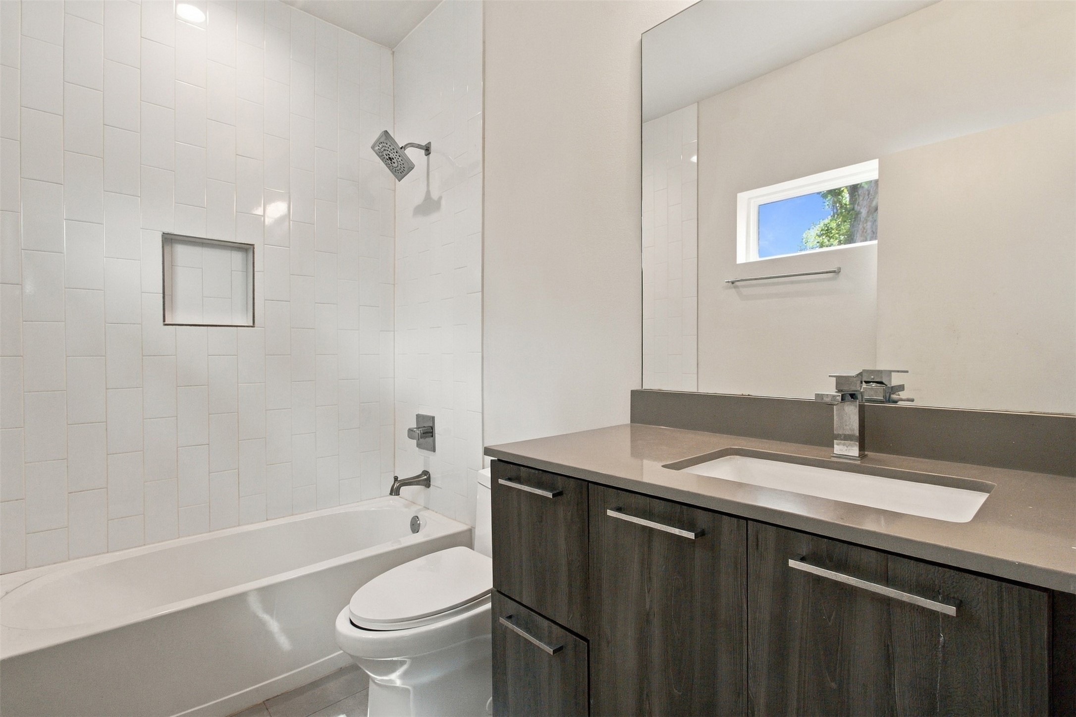 2126 Dennis Street Street Property Photo 8