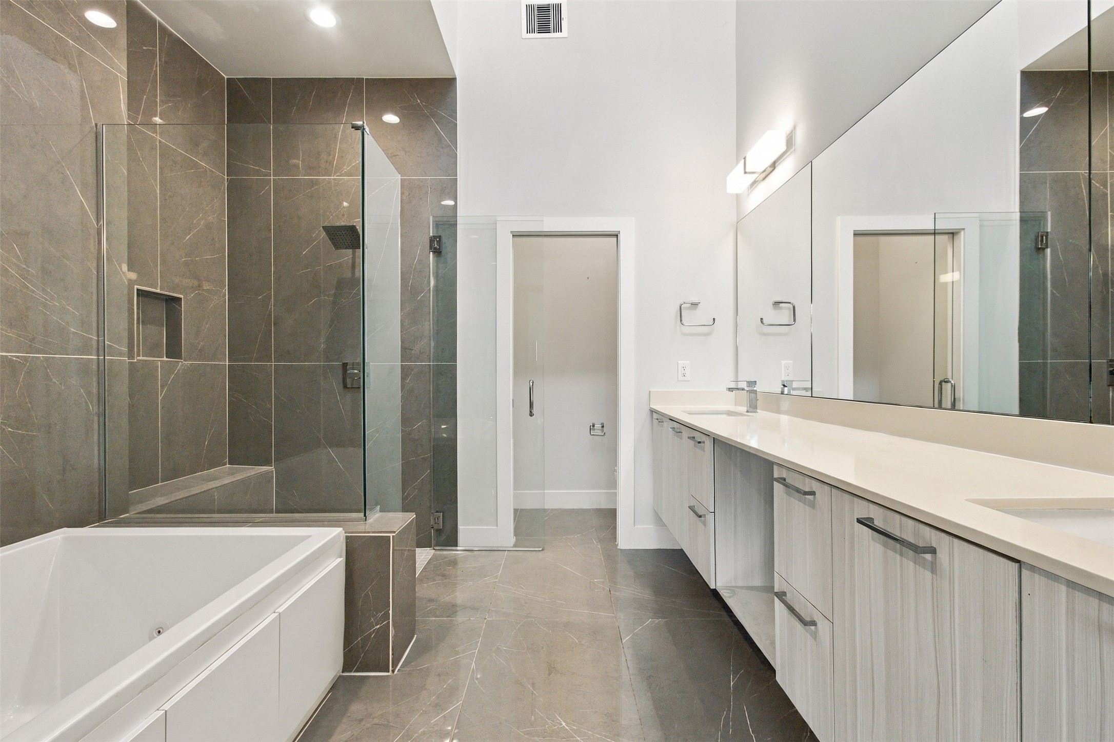 2126 Dennis Street Street Property Photo 10