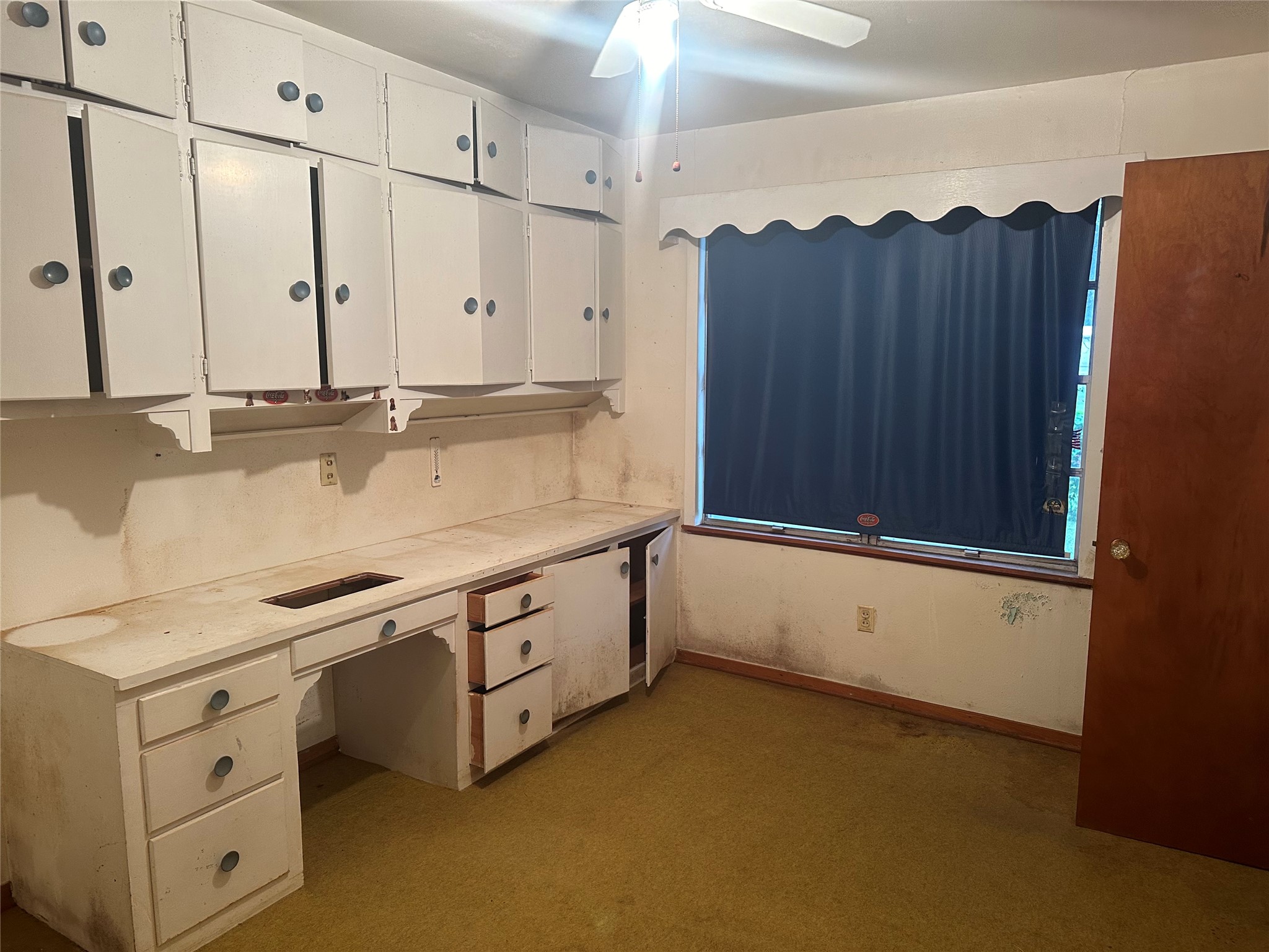 297 6th Street E Property Photo 9