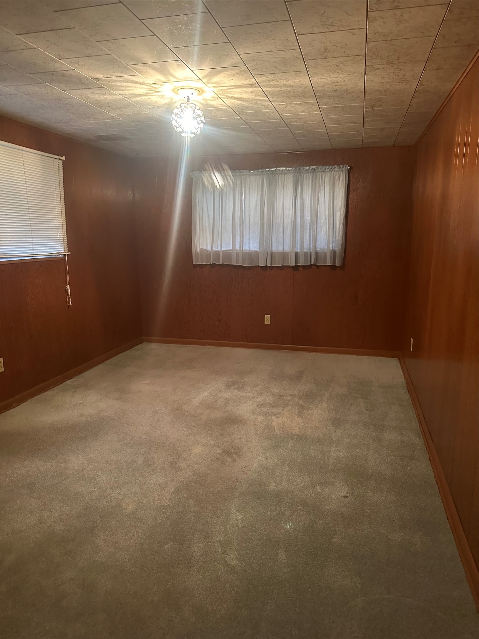 297 6th Street E Property Photo 20