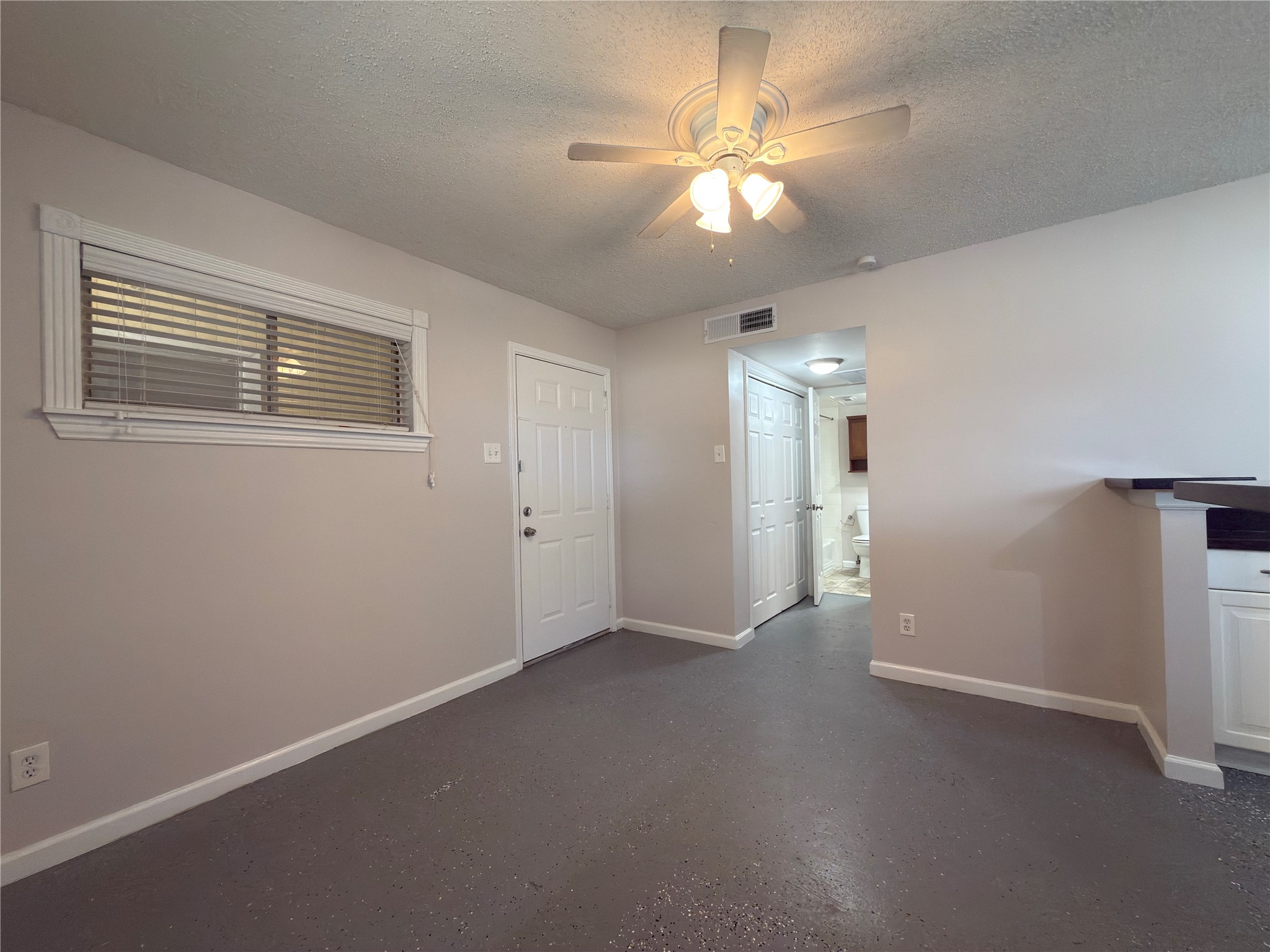 1502 Heights Boulevard 13 Property Photo 3