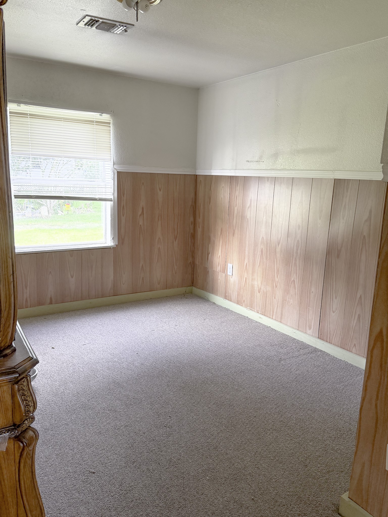 803 Mattie Street Property Photo 5