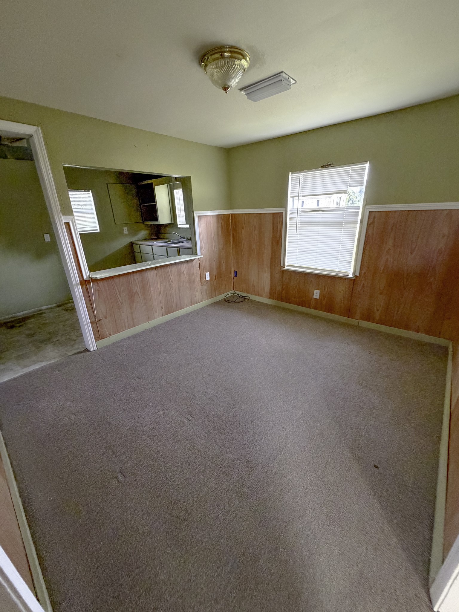 803 Mattie Street Property Photo 8