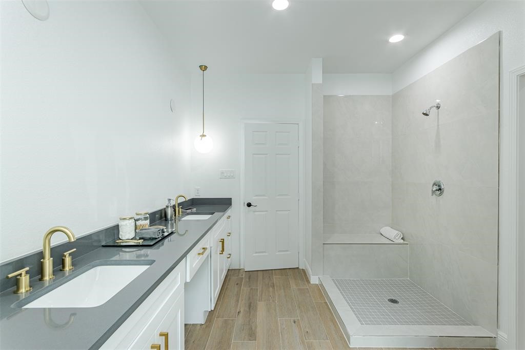 4126 Dorchester Street Property Photo 23