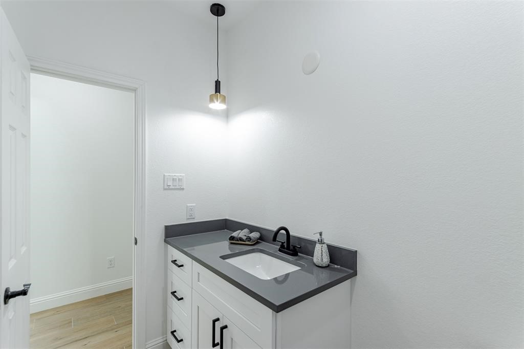4126 Dorchester Street Property Photo 27
