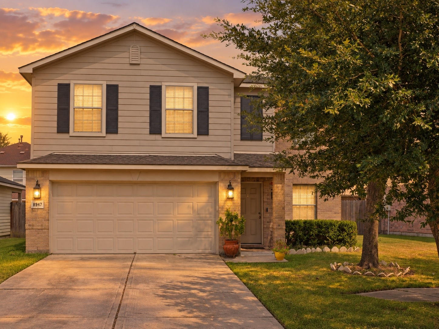 8947 Summerset Meadow Court Property Photo 1