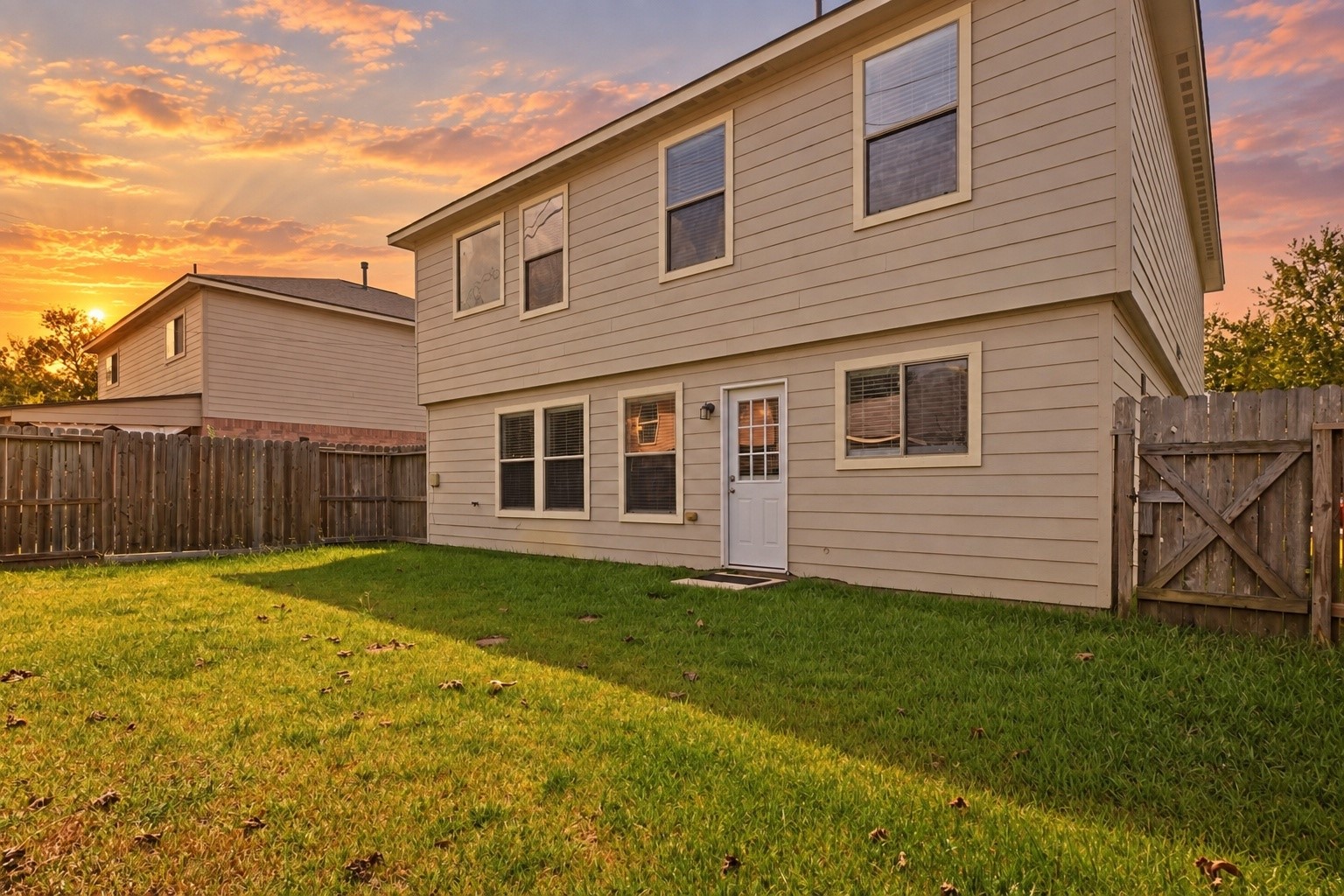8947 Summerset Meadow Court Property Photo 2