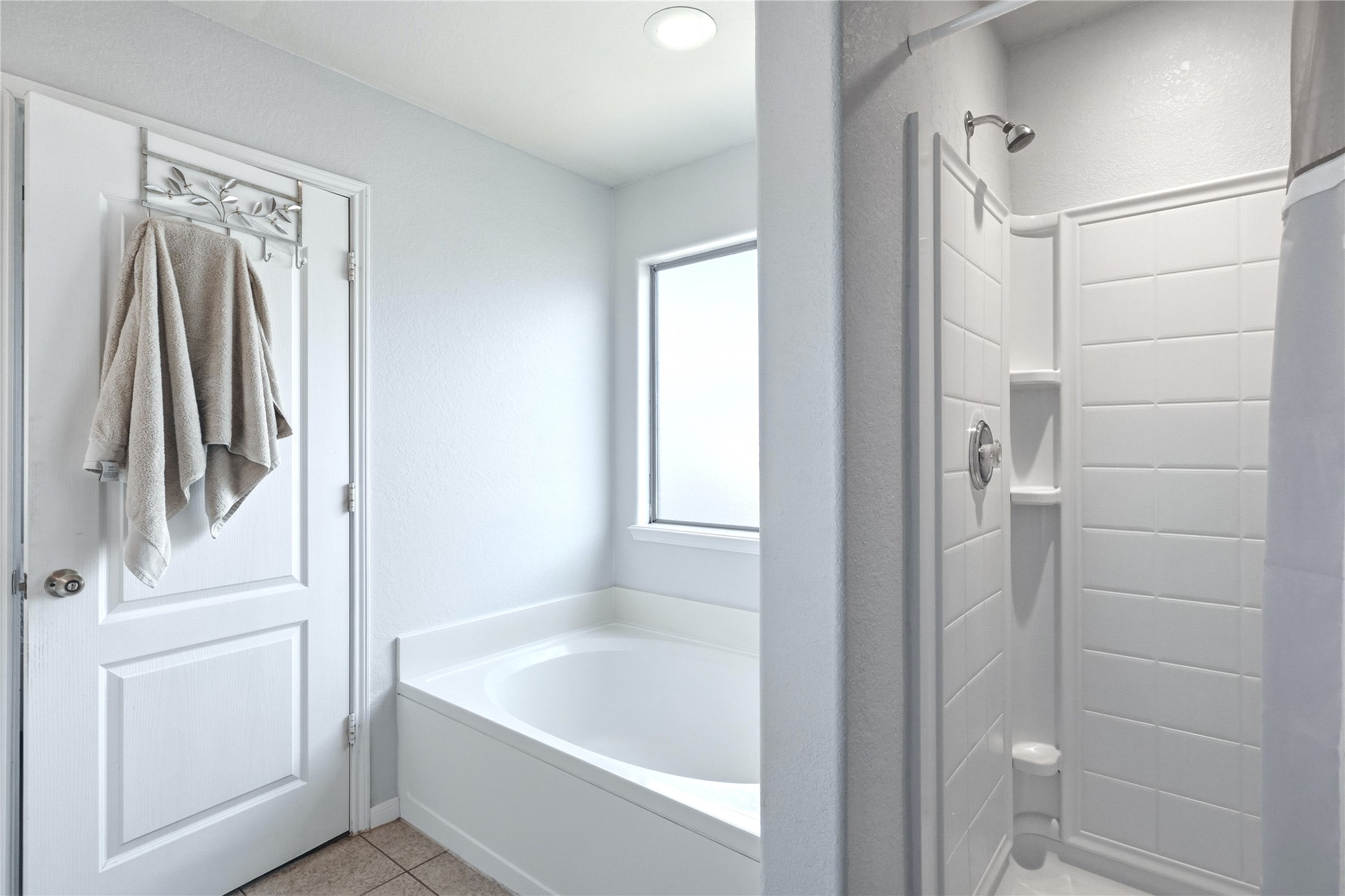 8947 Summerset Meadow Court Property Photo 6
