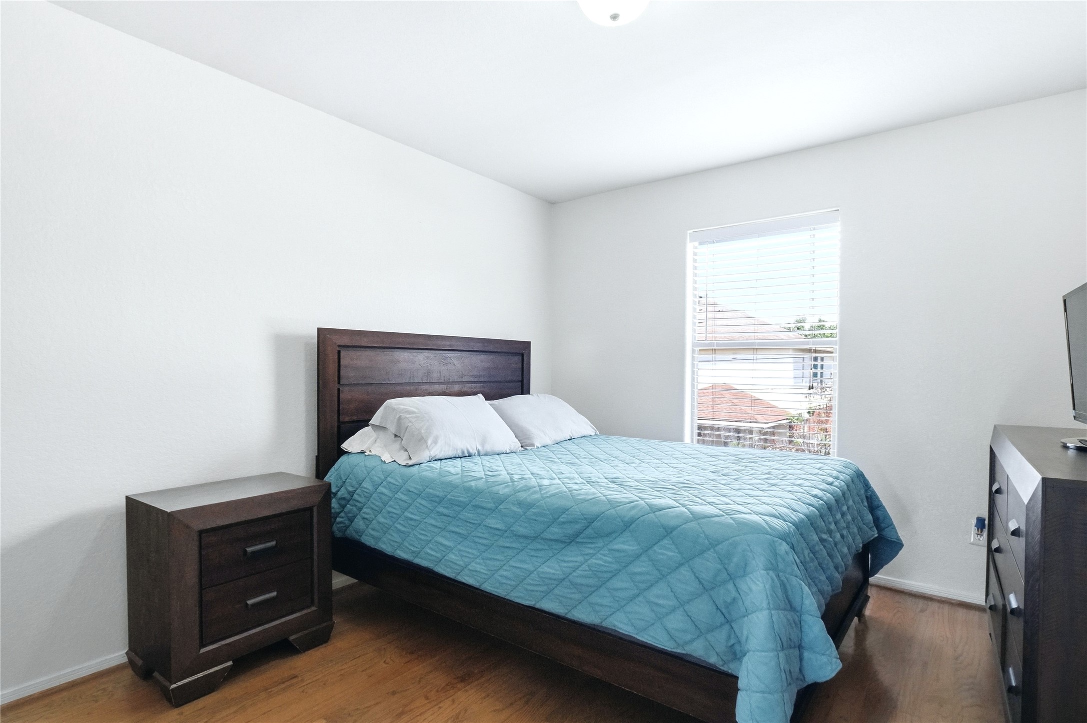 8947 Summerset Meadow Court Property Photo 7