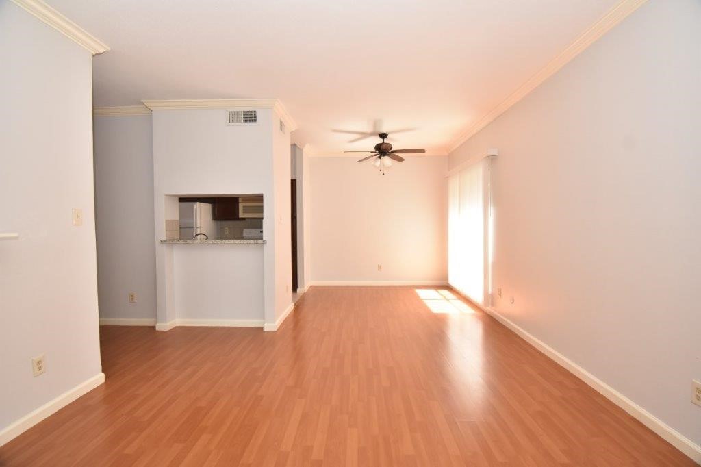 6602 Harbor Town Drive 605 Property Photo 4
