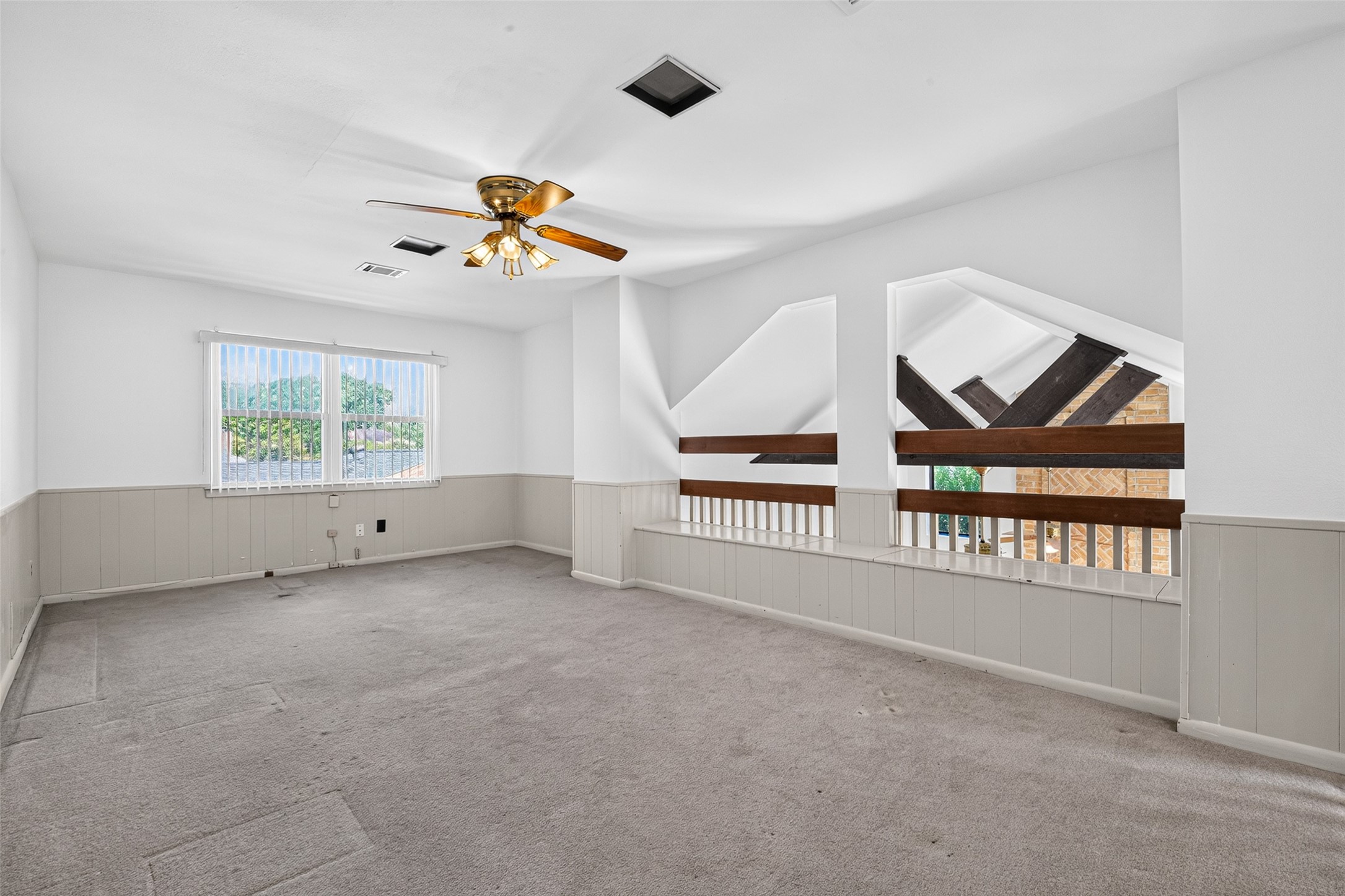 3119 Villa Lane Property Photo 34