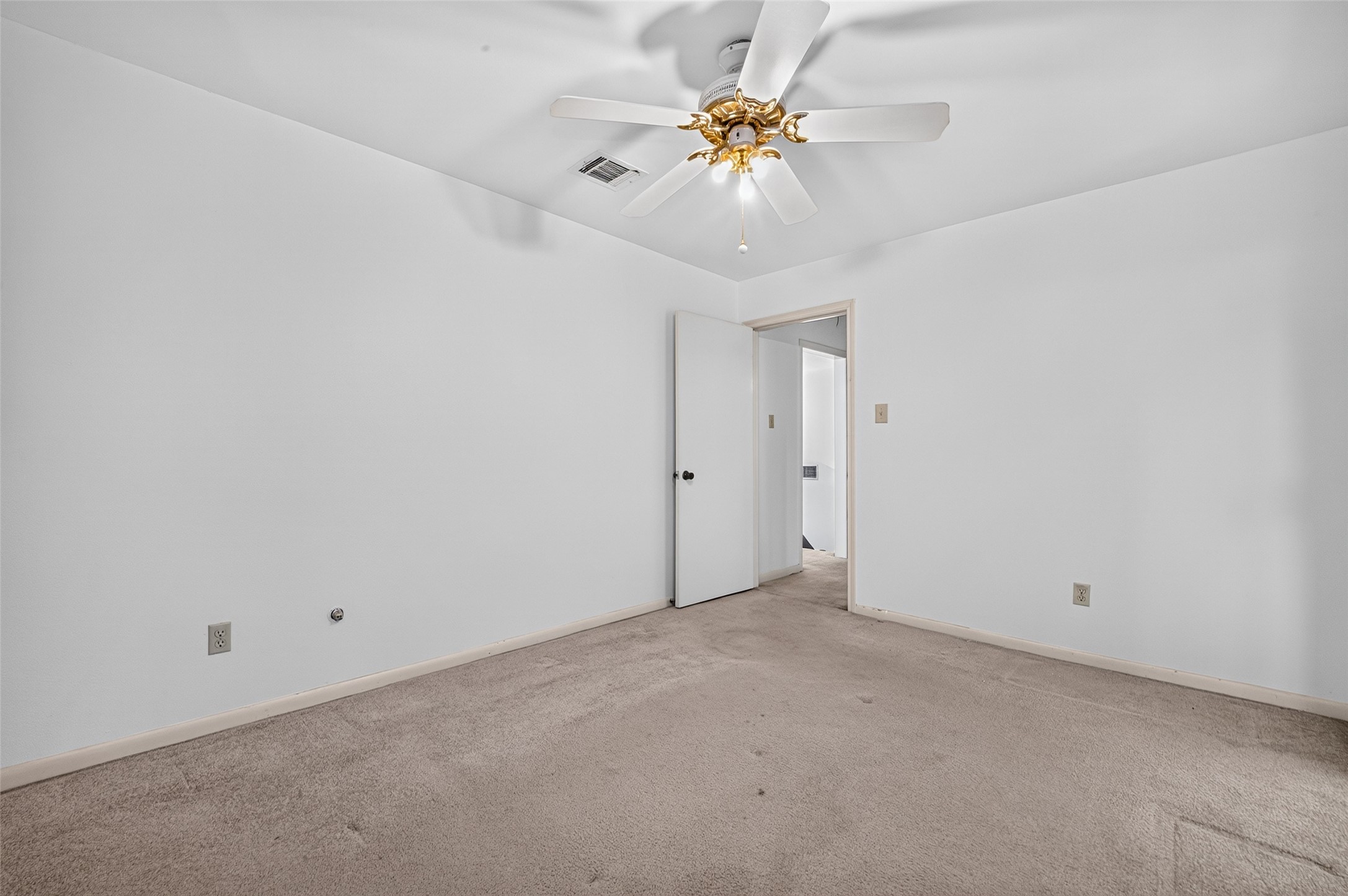 3119 Villa Lane Property Photo 41