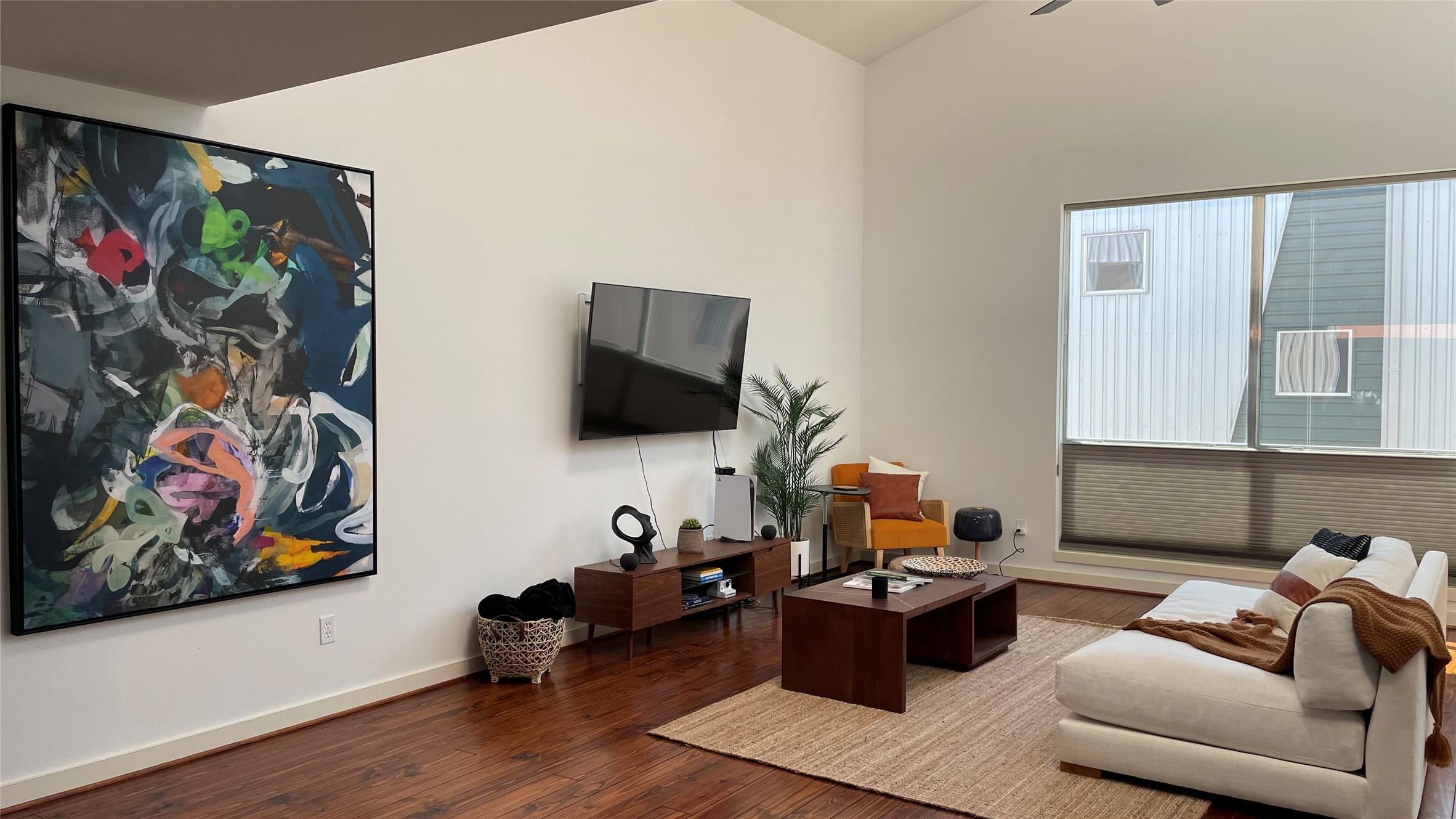 2918 Commerce Street Property Photo 11