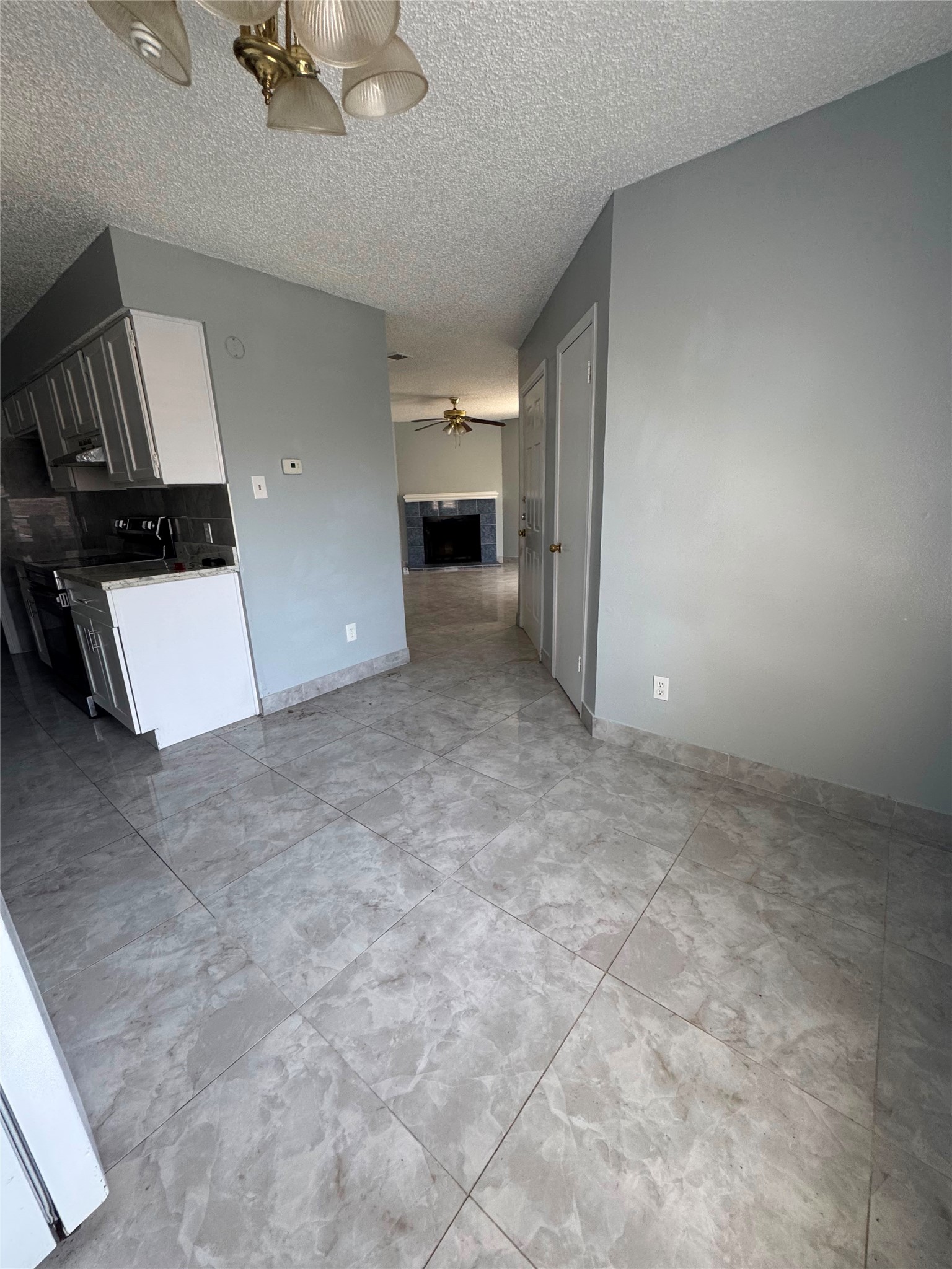 12700 Leader Street C Property Photo 9