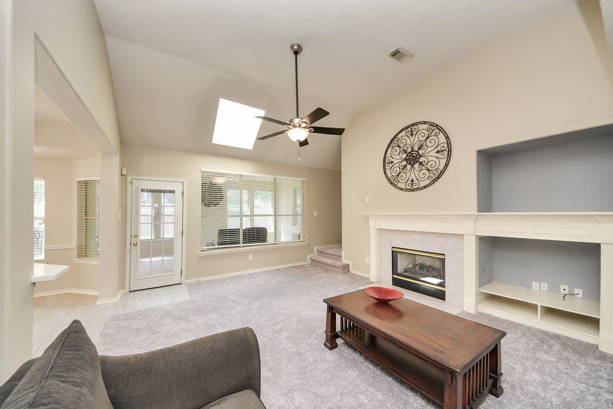 3906 Southsand Drive Property Photo 8