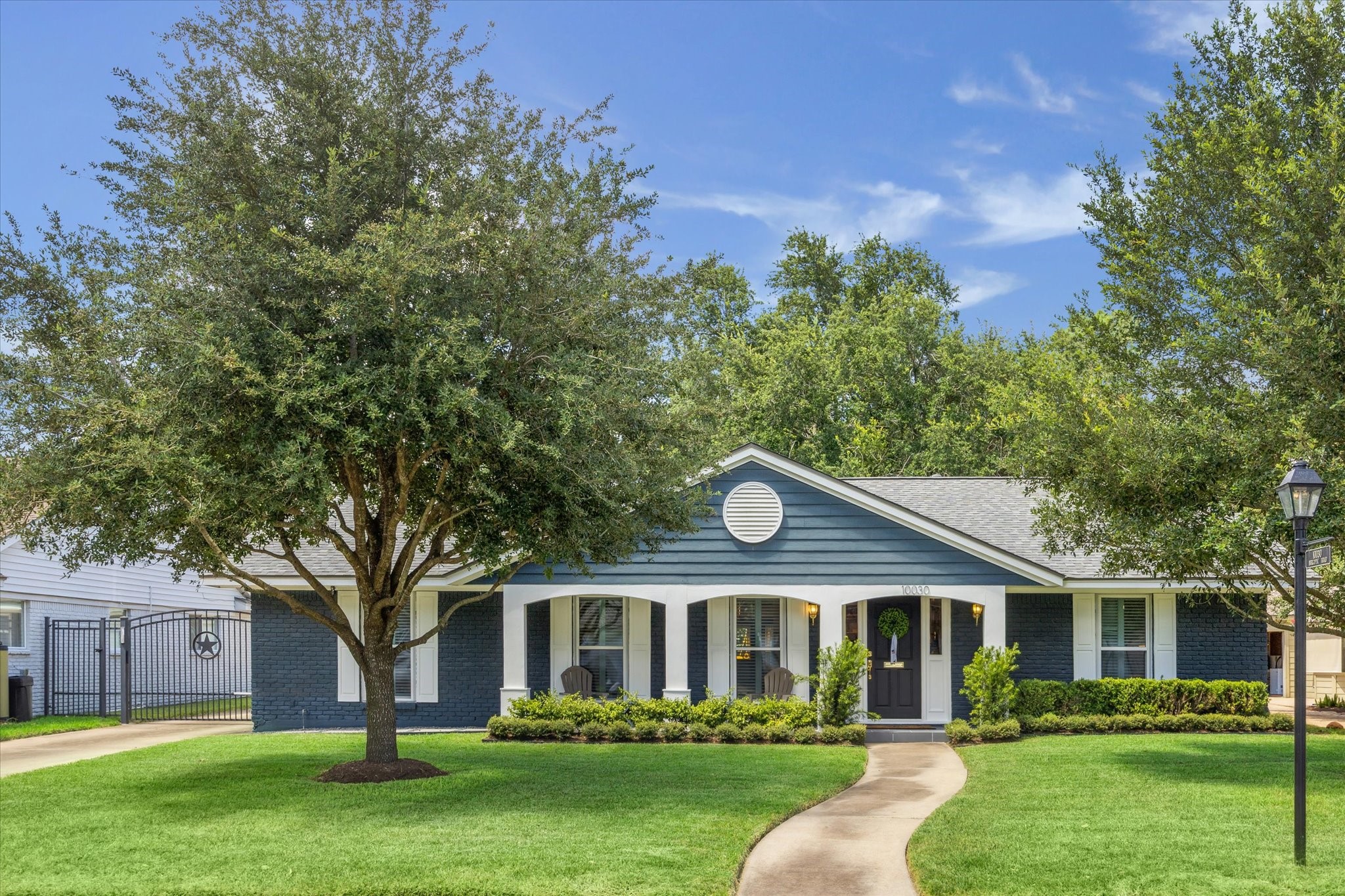 10030 Burgoyne Road Property Photo 1