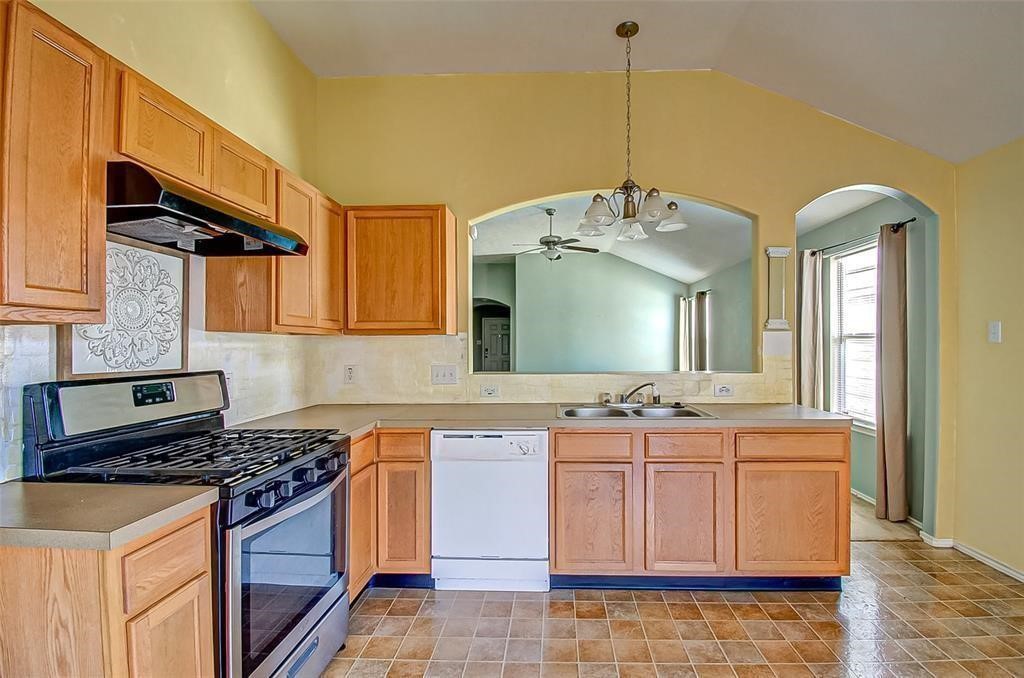 21206 Wortham Oaks Drive Property Photo 9