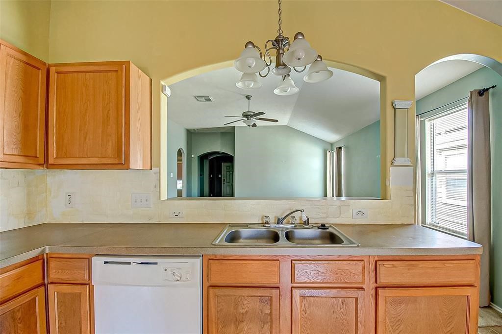 21206 Wortham Oaks Drive Property Photo 10
