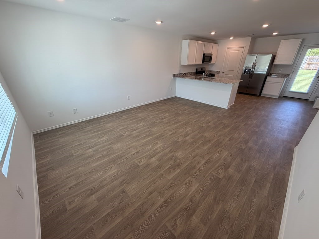 6003 Pineapple Street Property Photo 2
