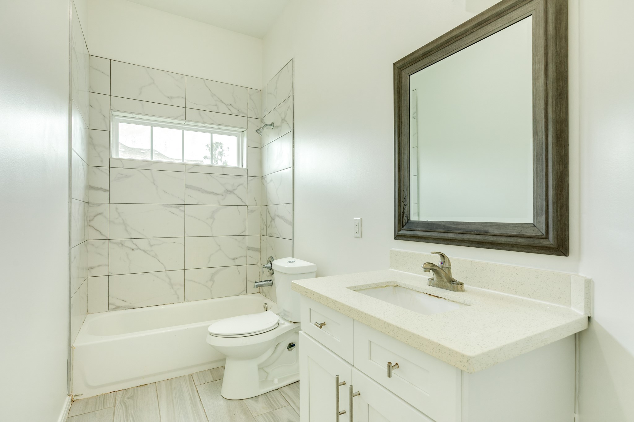 2040 Twin Lakes Boulevard Property Photo 20