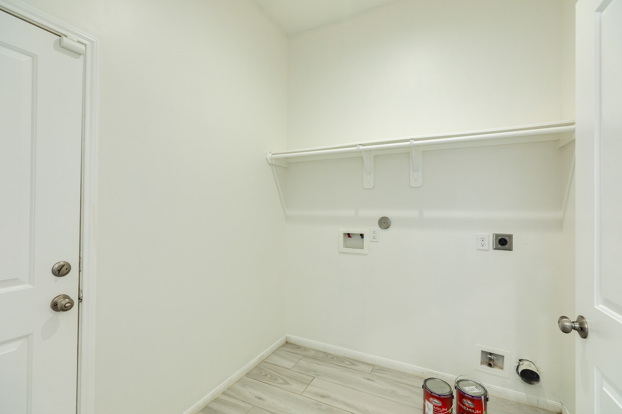 2040 Twin Lakes Boulevard Property Photo 21