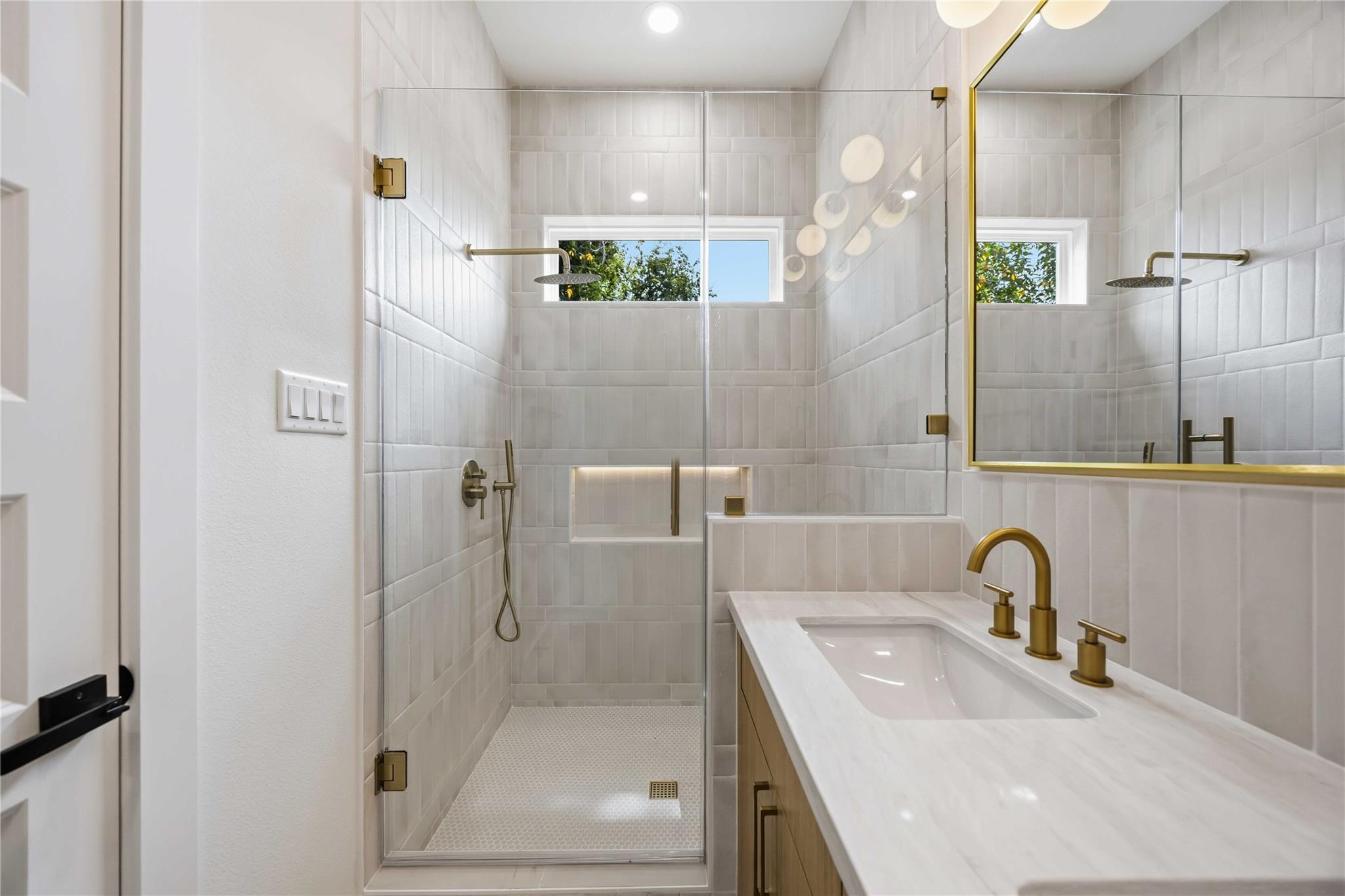 428 Calloway Street A Property Photo 21