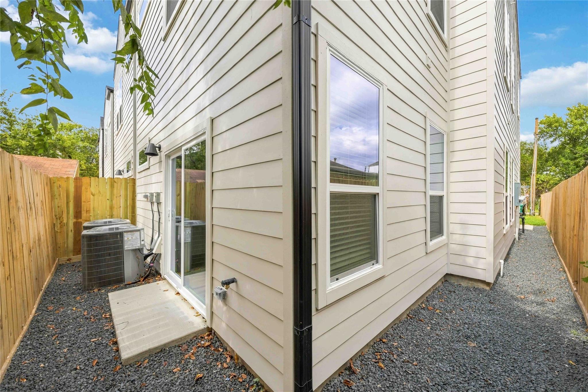 428 Calloway Street A Property Photo 25