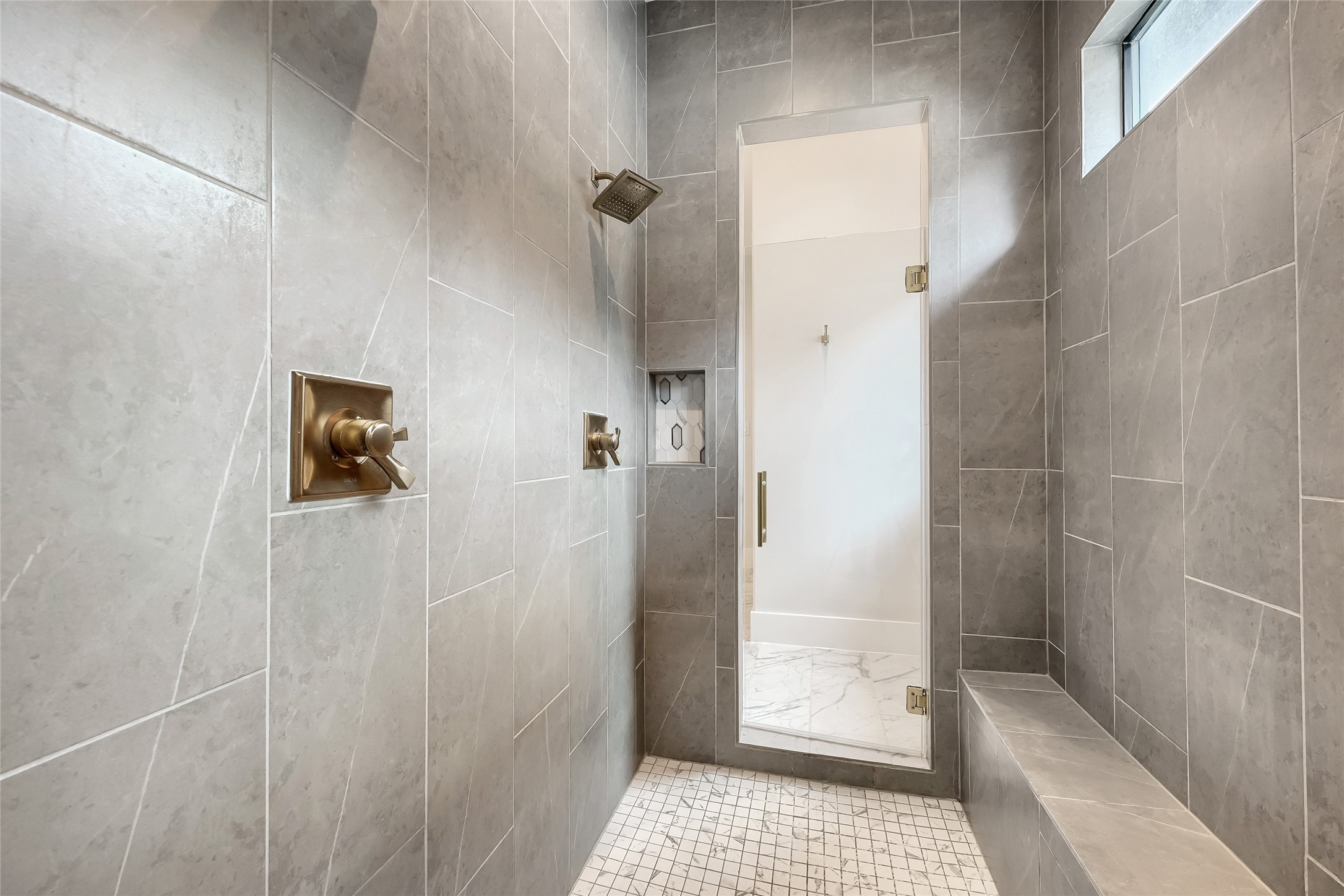 10130 Regatta Shore Drive Property Photo 18