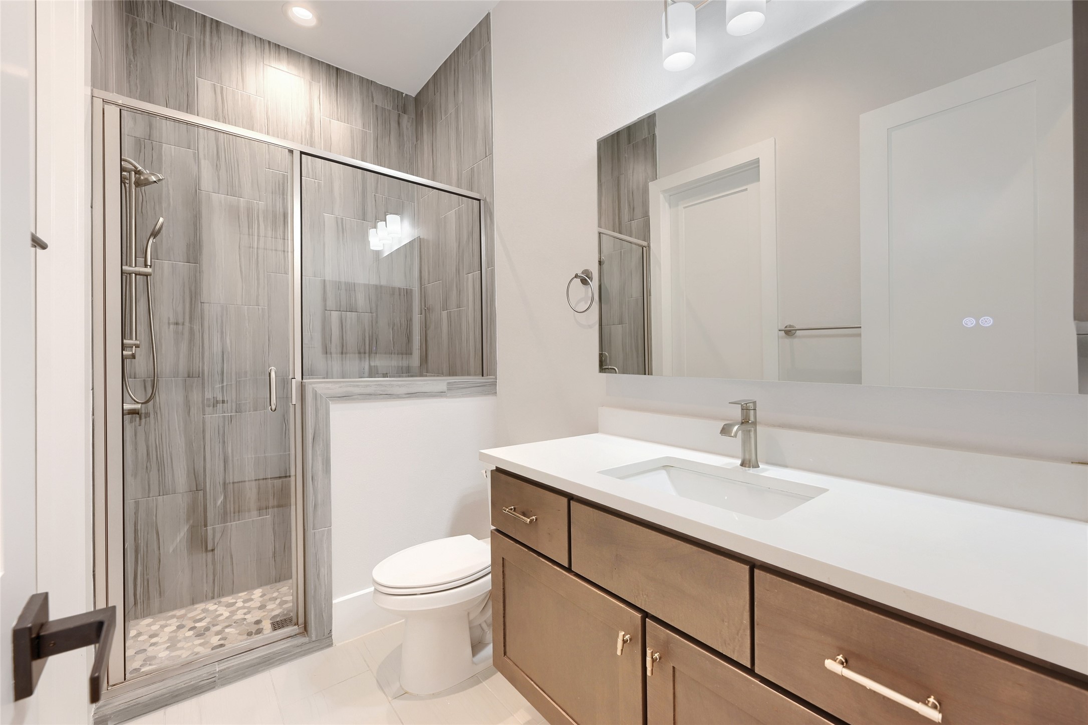 10130 Regatta Shore Drive Property Photo 25