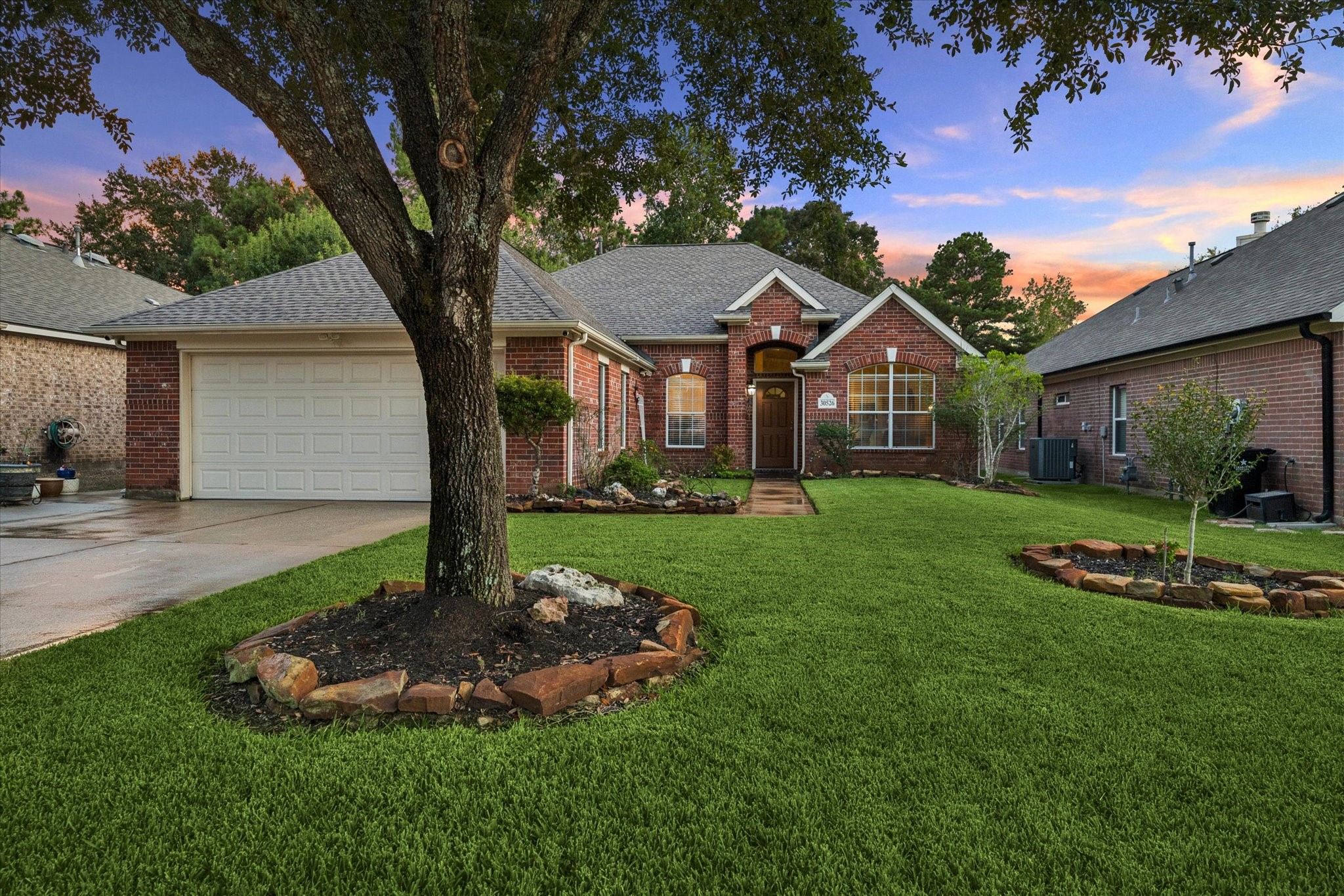 30526 Red Bluff Circle Property Photo 1