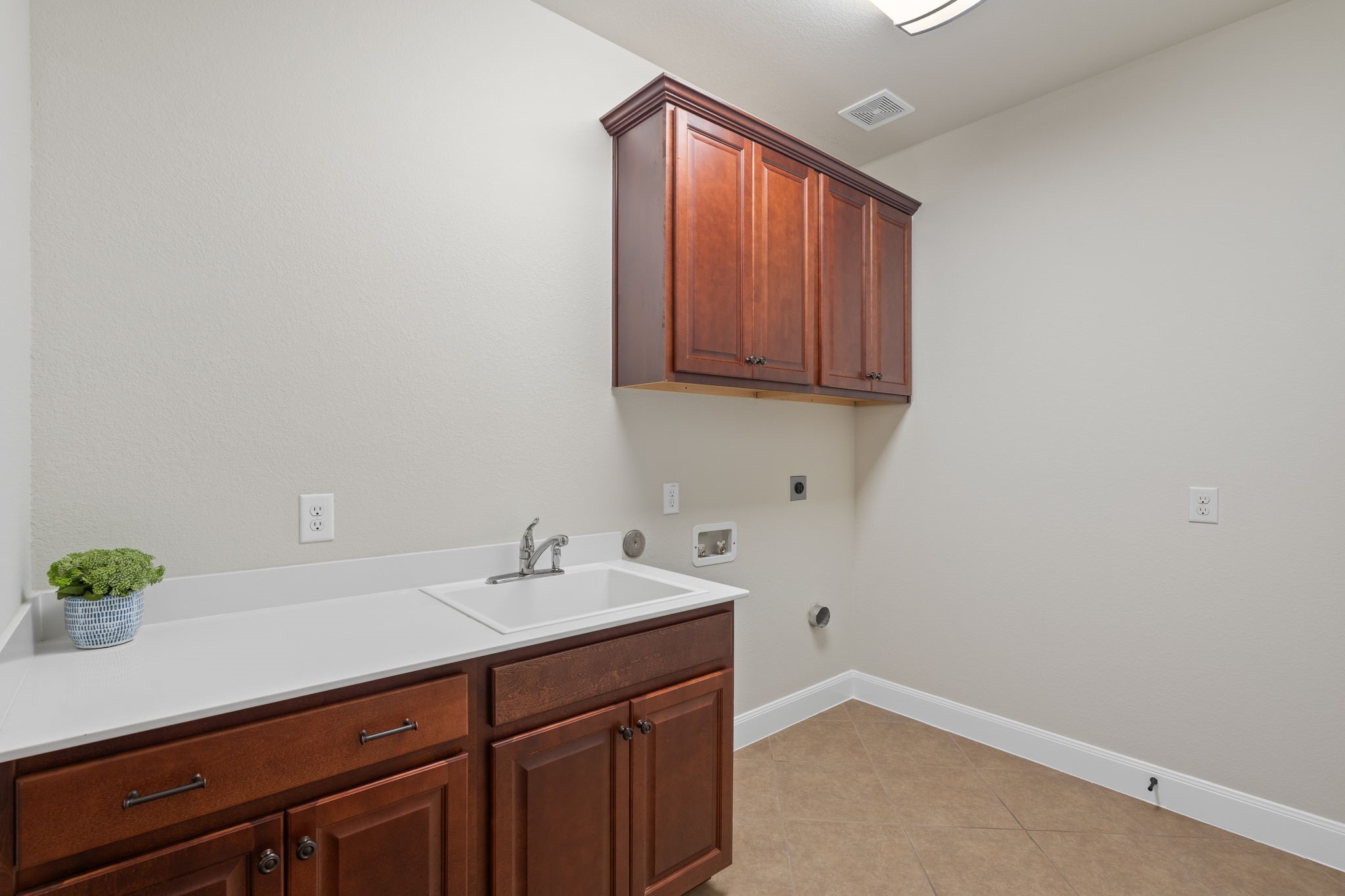 4022 Swallow Tail Way Property Photo 35