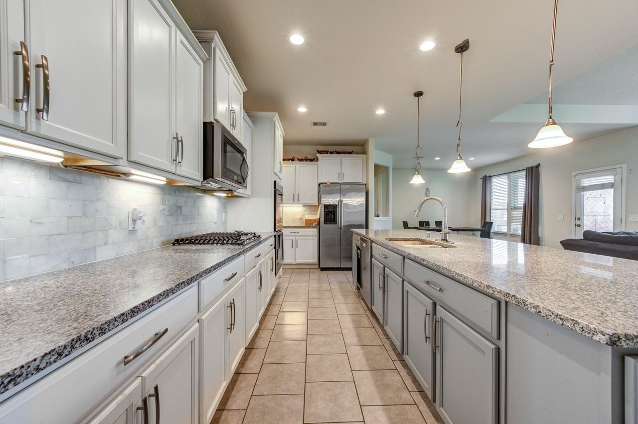 24506 Raven Cliff Falls Drive Property Photo 11