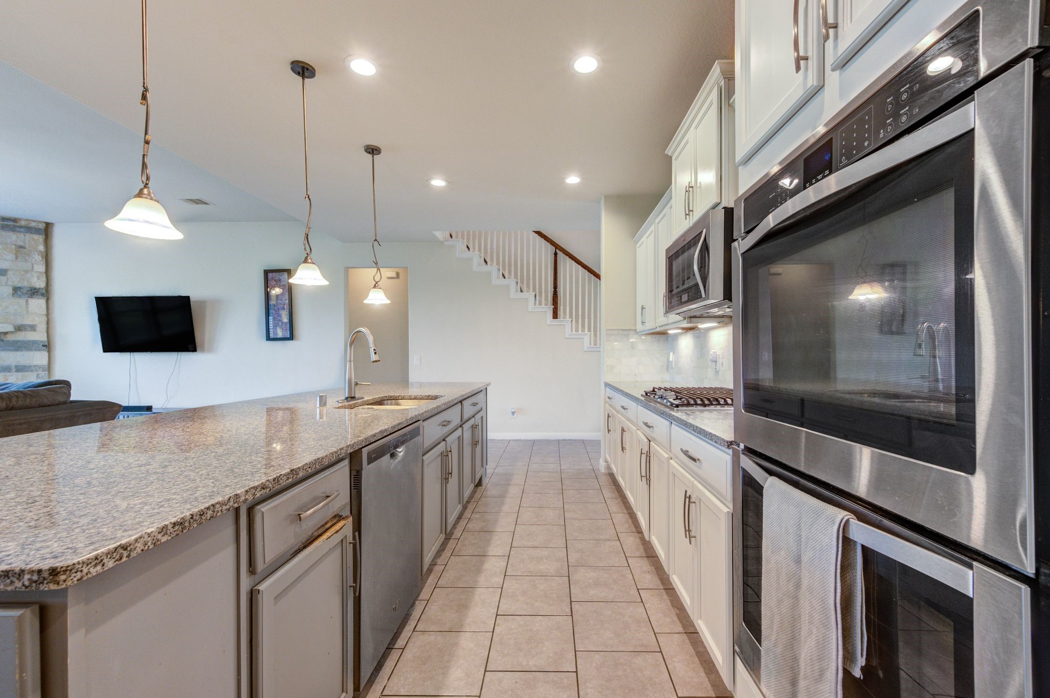 24506 Raven Cliff Falls Drive Property Photo 12