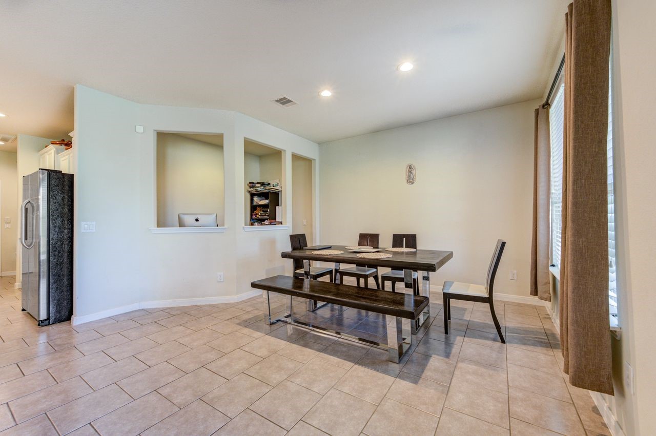 24506 Raven Cliff Falls Drive Property Photo 16