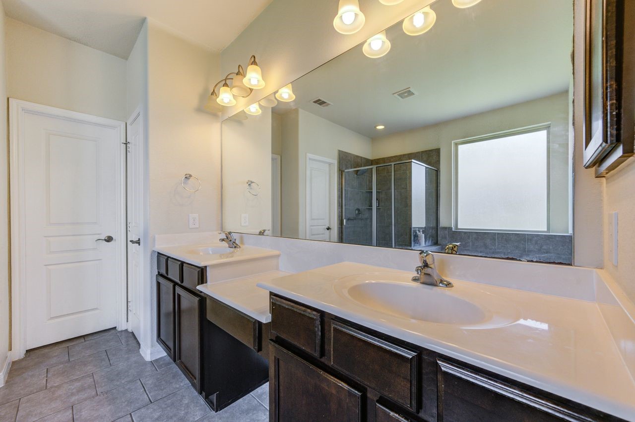 24506 Raven Cliff Falls Drive Property Photo 32