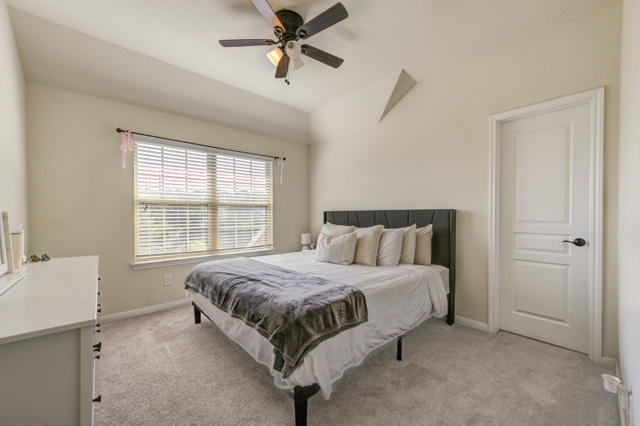 24506 Raven Cliff Falls Drive Property Photo 34