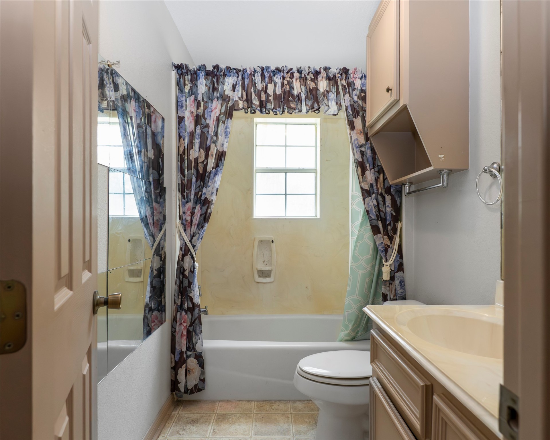 7496 County Road 684c Property Photo 10