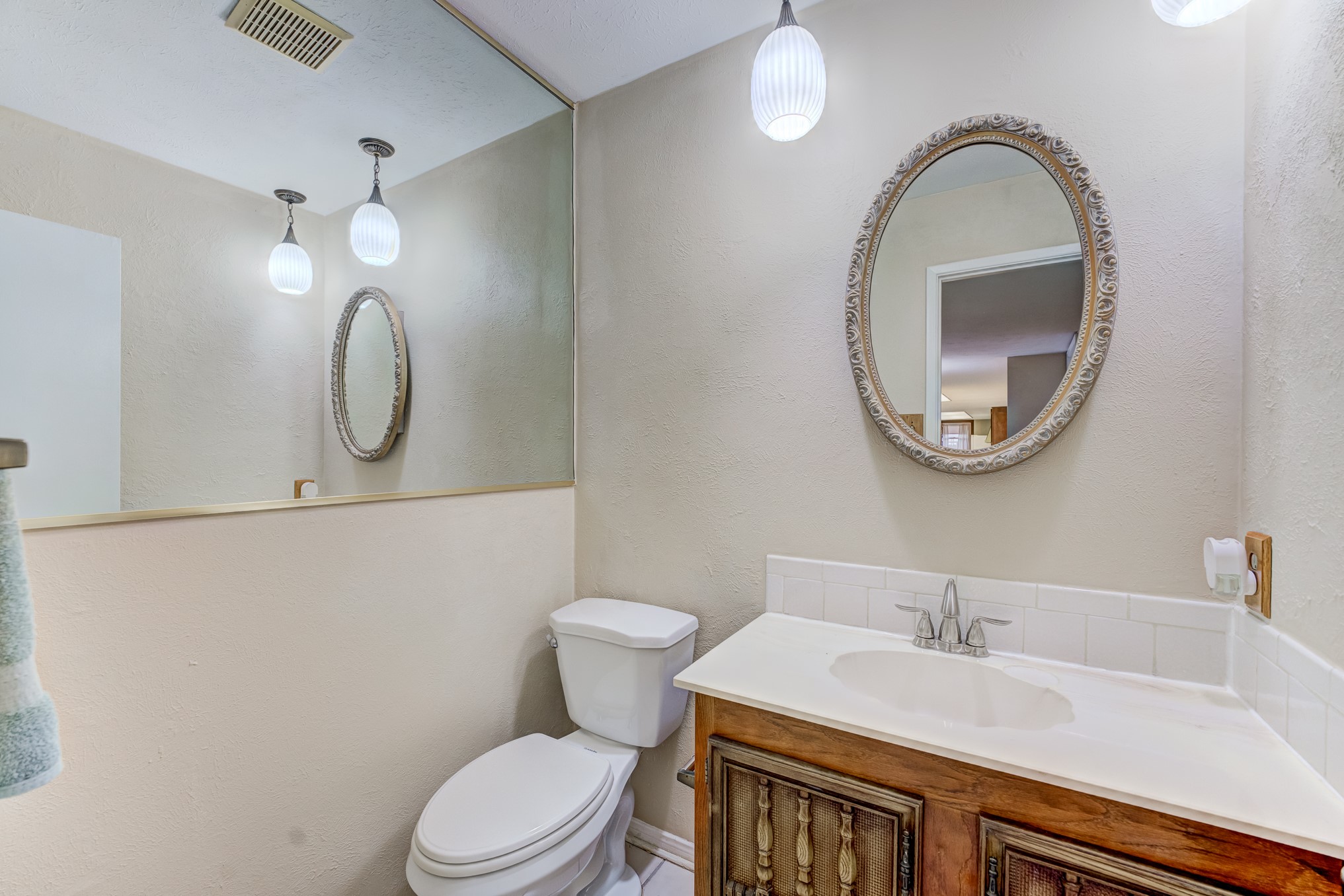 3023 Quail Valley East Drive Property Photo 15