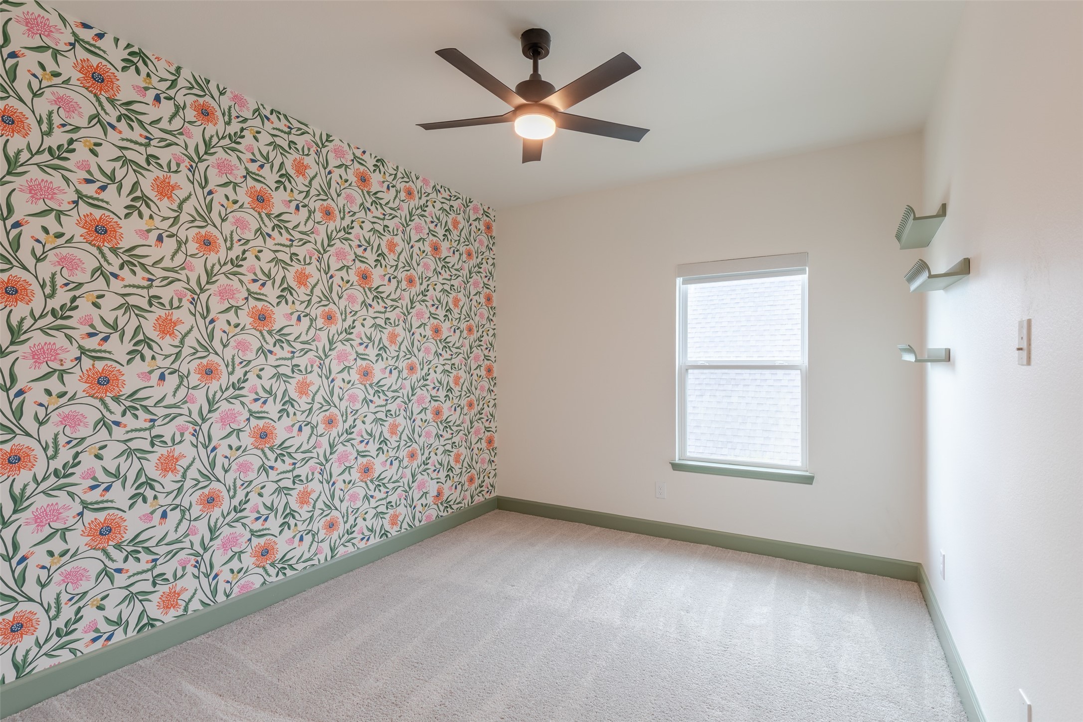 3114 Swift Way Property Photo 28